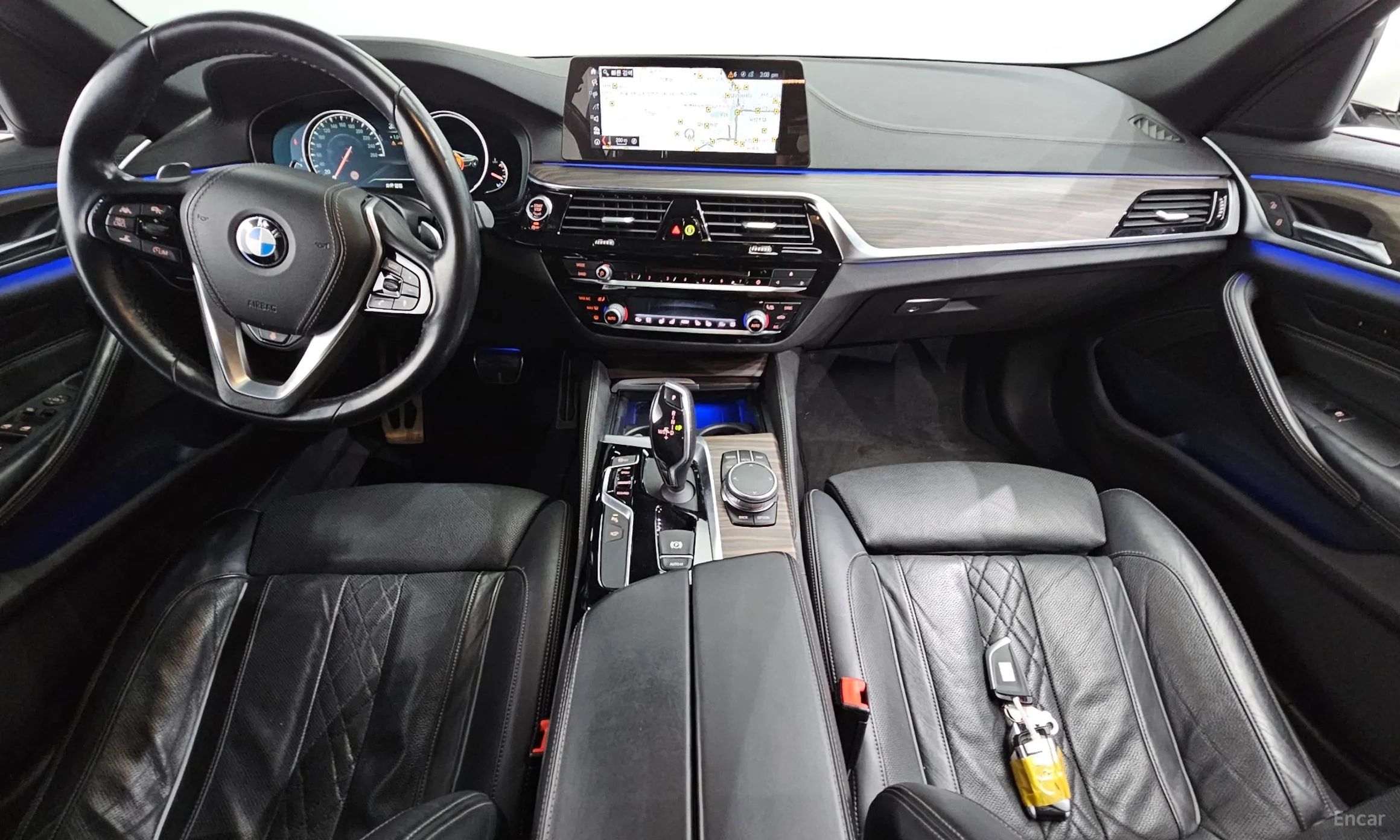 BMW 5 Series (G30) превью 4