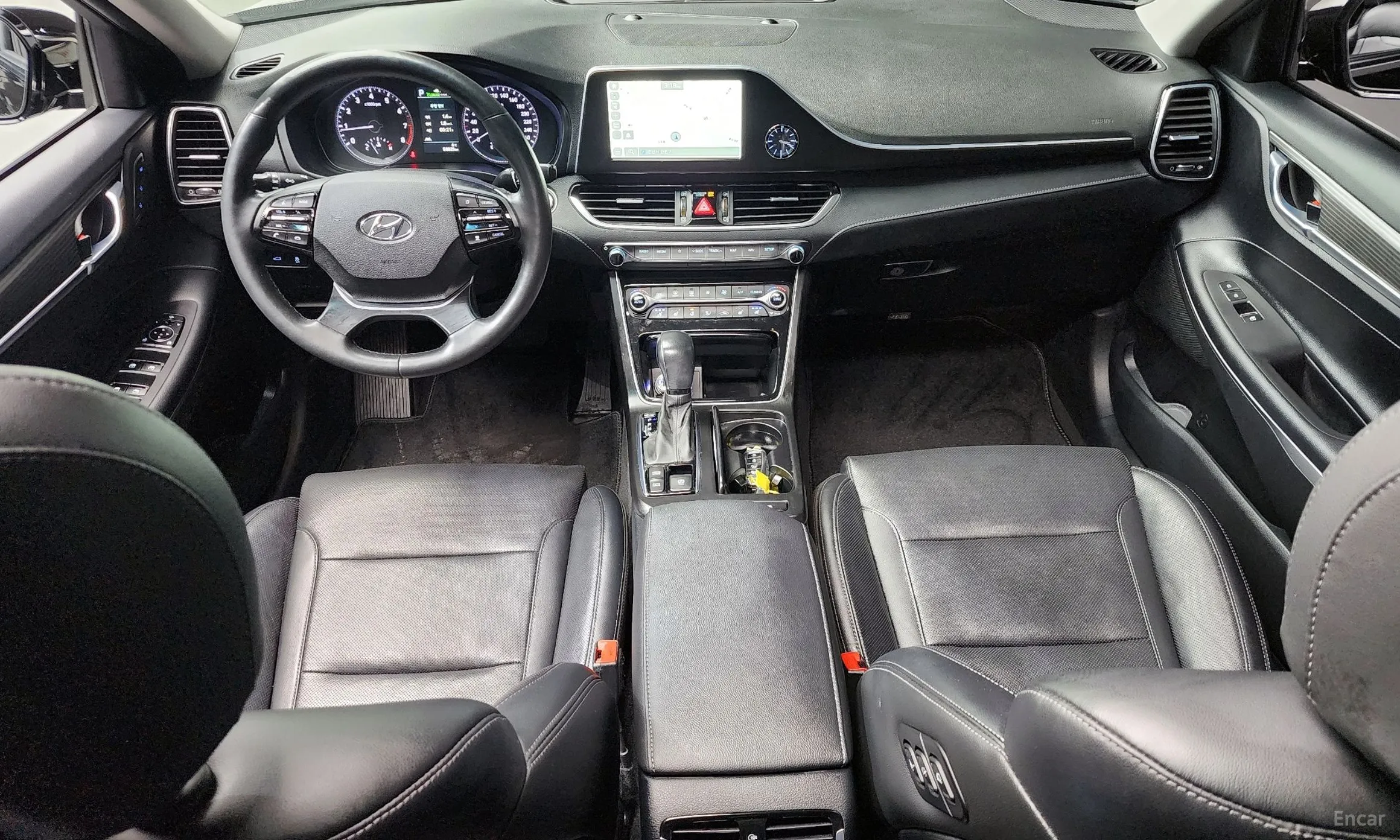 Hyundai Grandeur IG превью 4