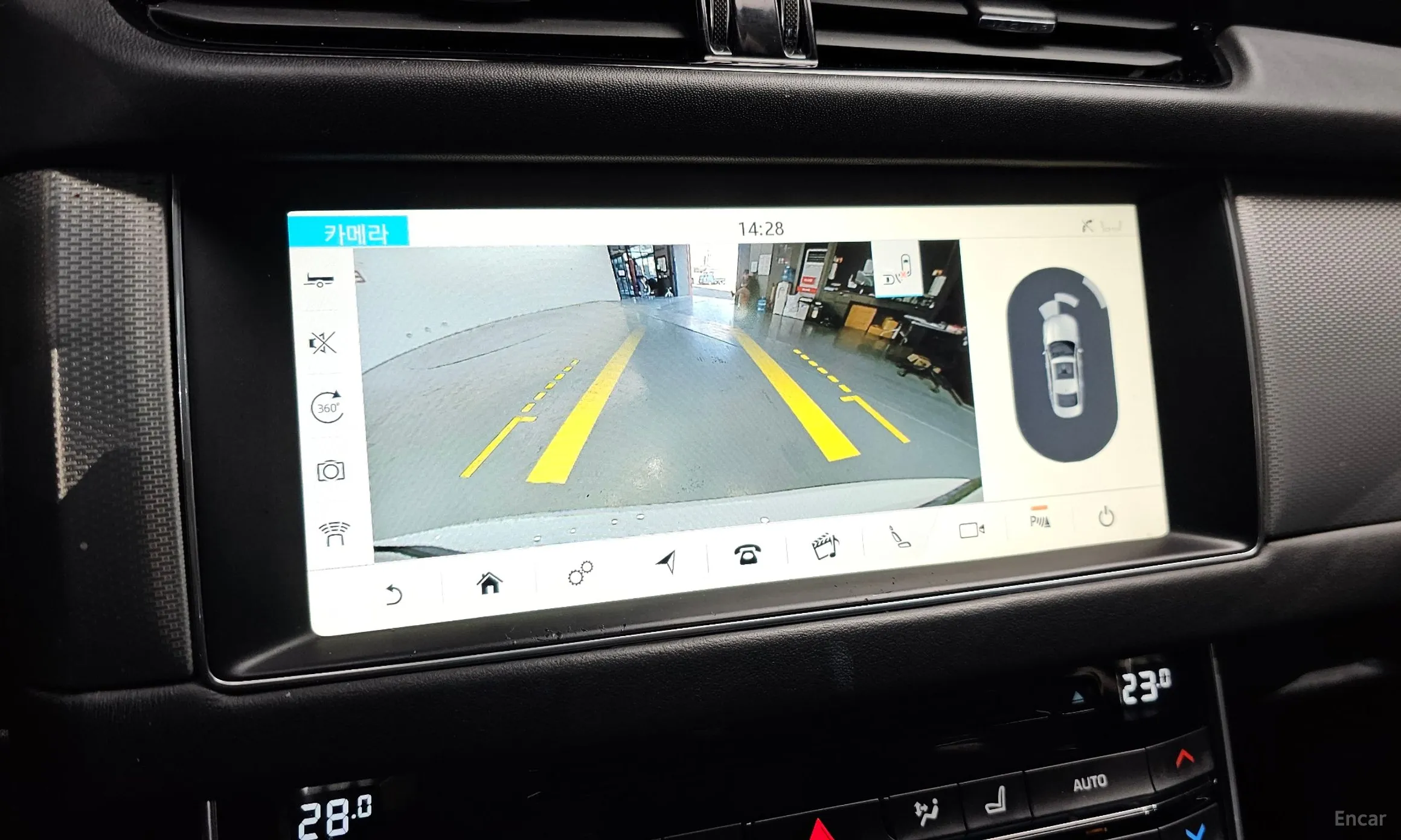 Jaguar XF (x260) превью 15