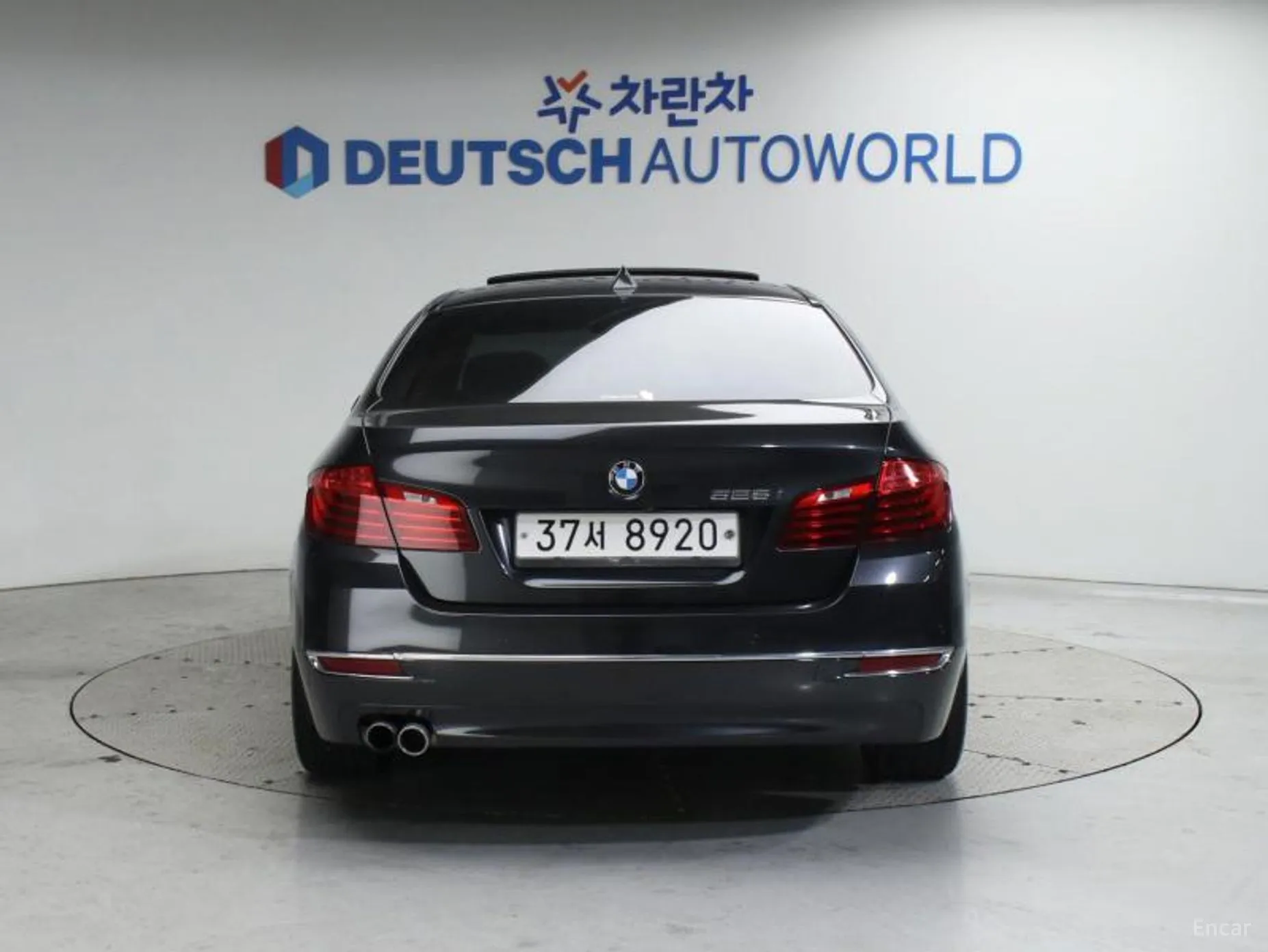 BMW 5 Series (F10) превью 3