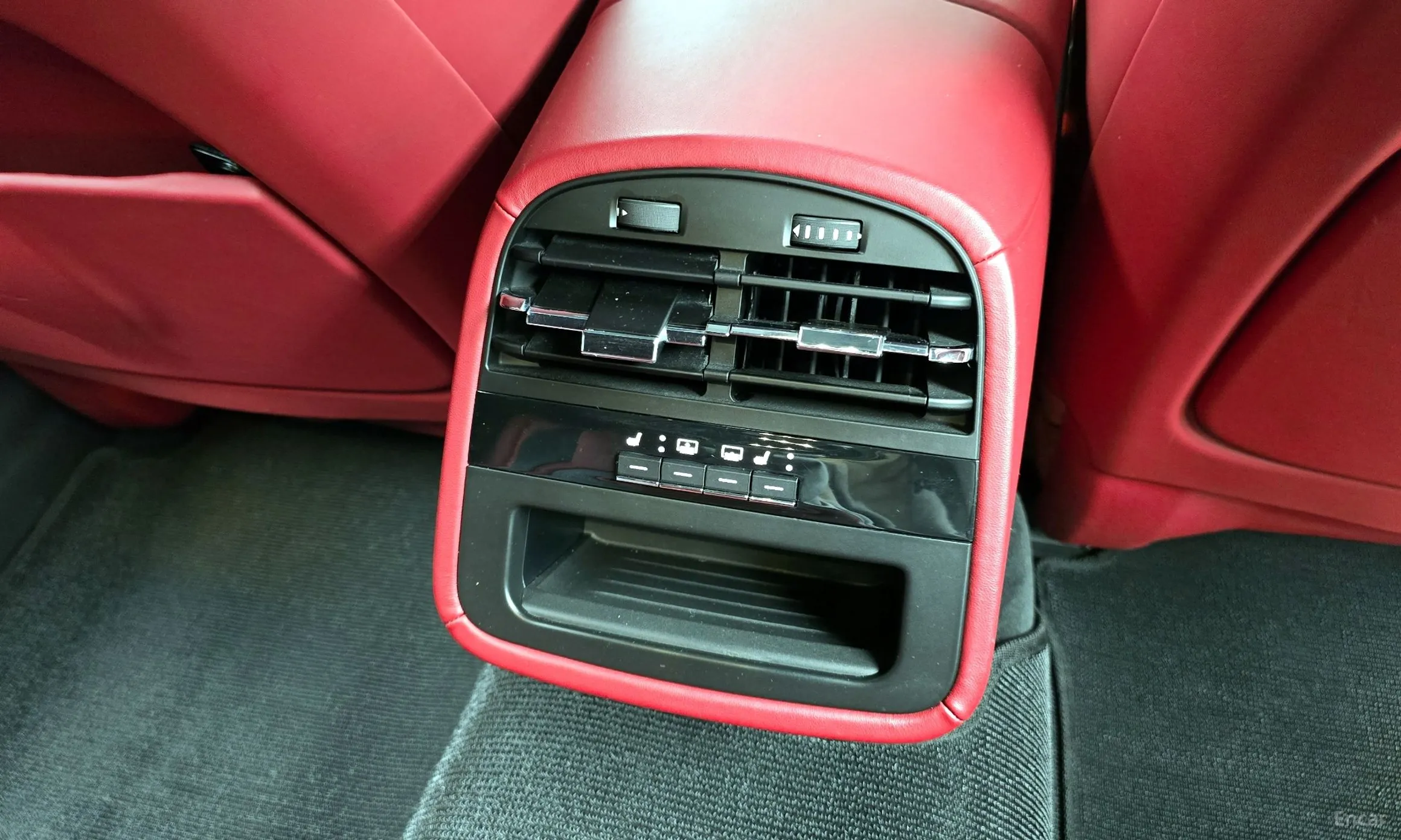 Maserati Quattroporte превью 18