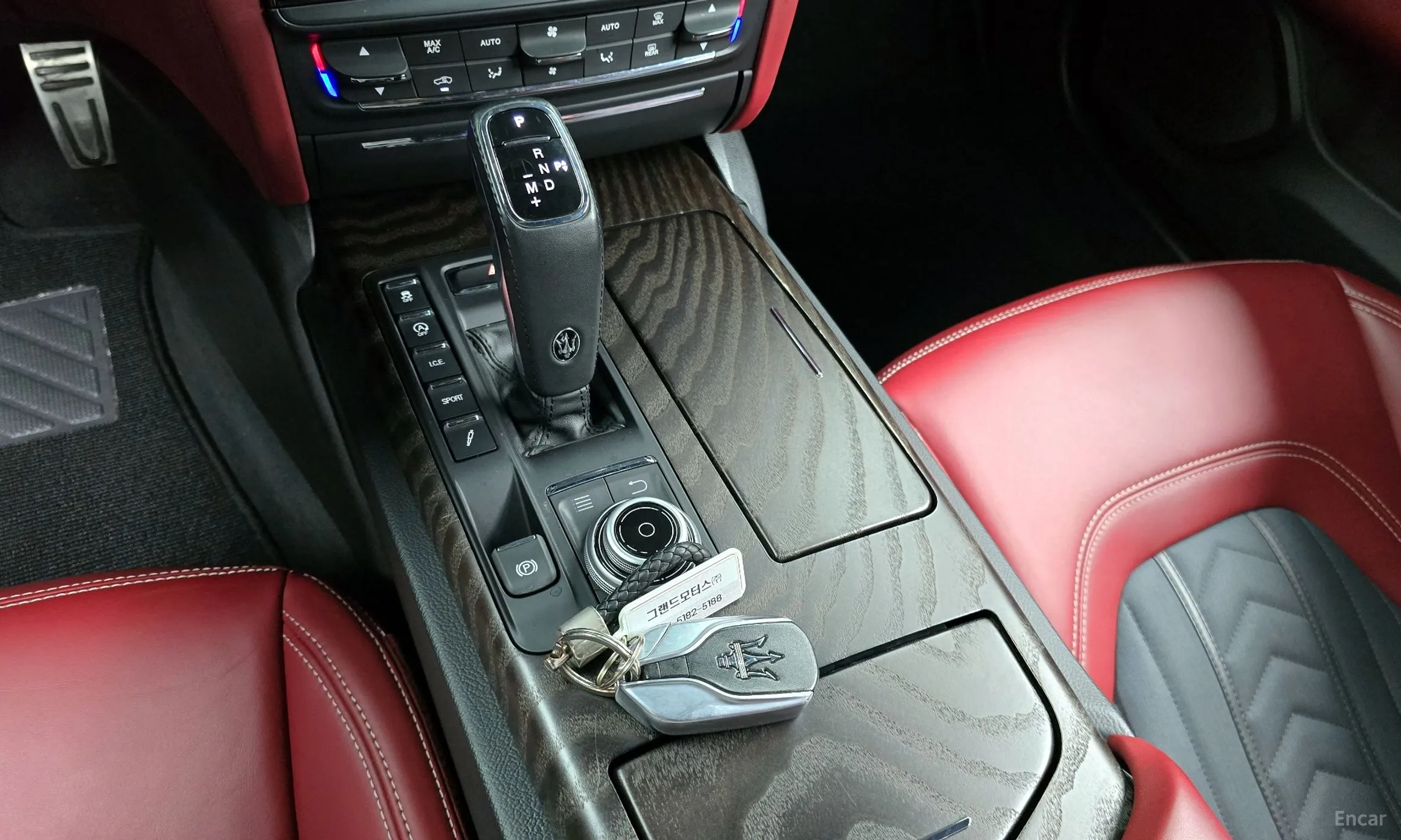 Maserati Quattroporte превью 9