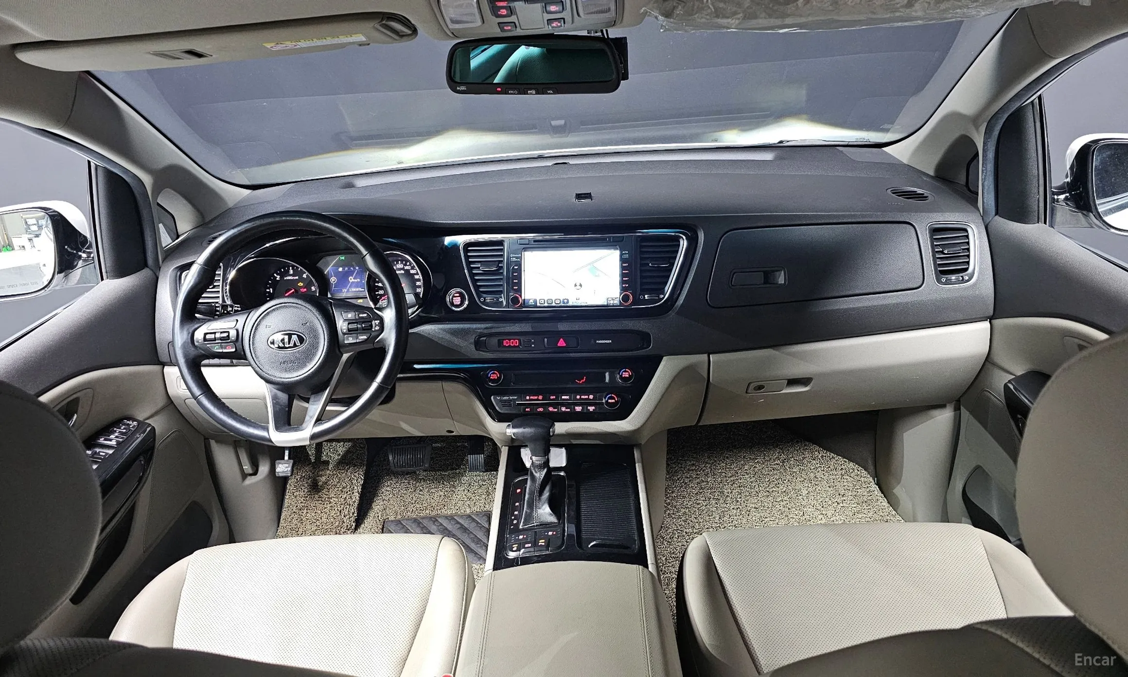 Kia Carnival превью 4