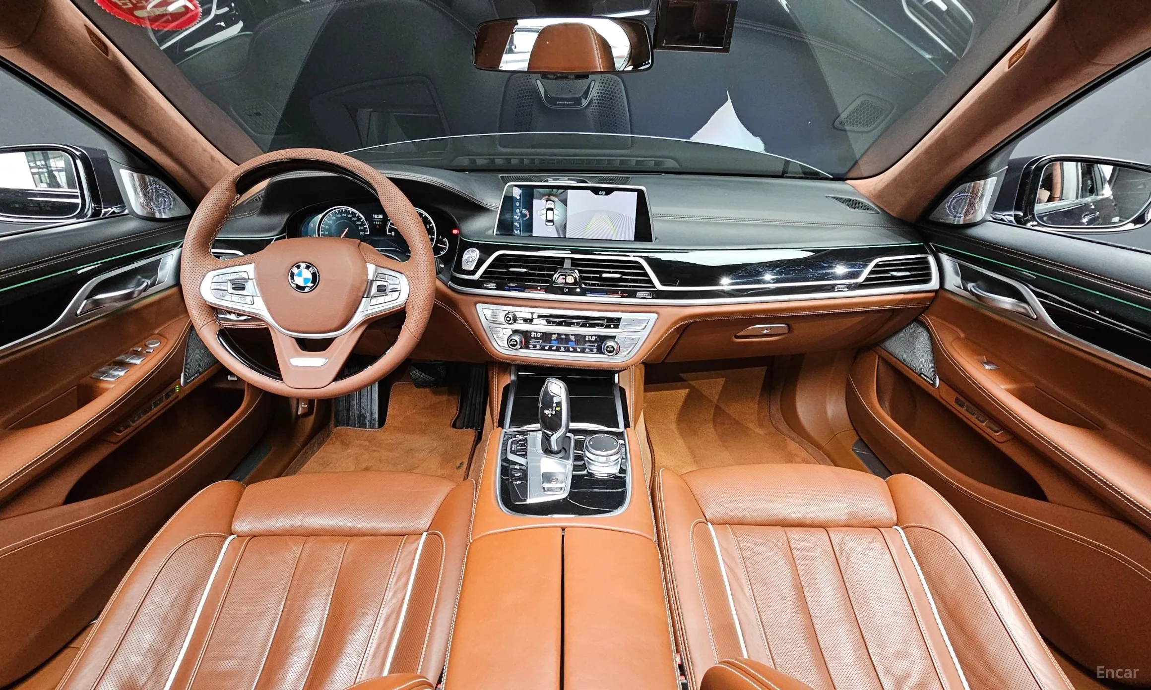 BMW 7 Series (G11) превью 4