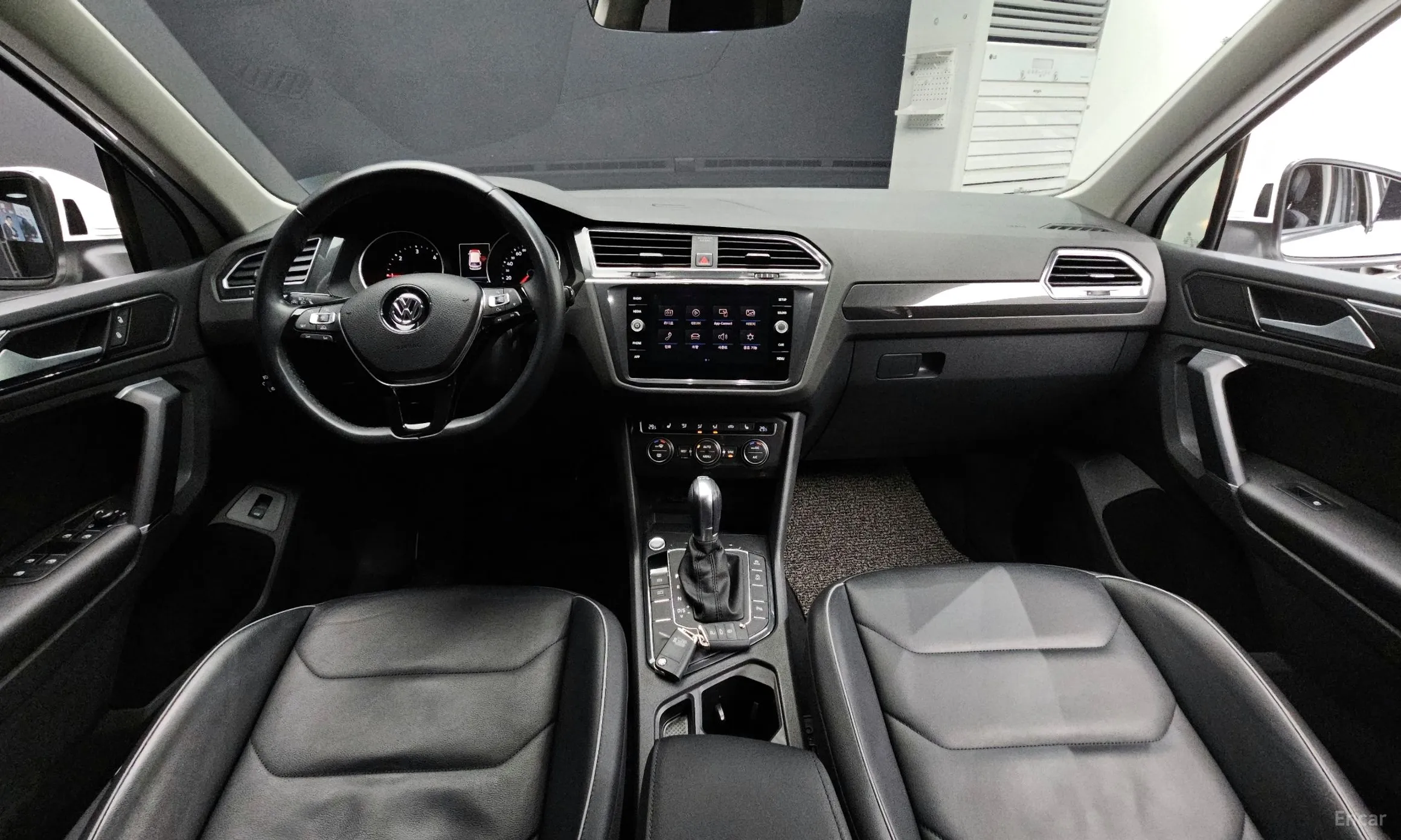 Volkswagen Tiguan 2nd Generation превью 4