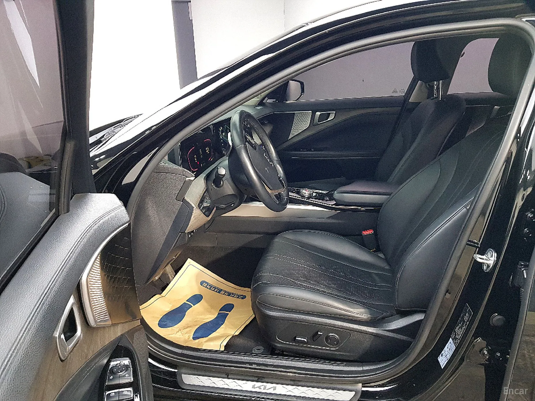 Kia K8 превью 4