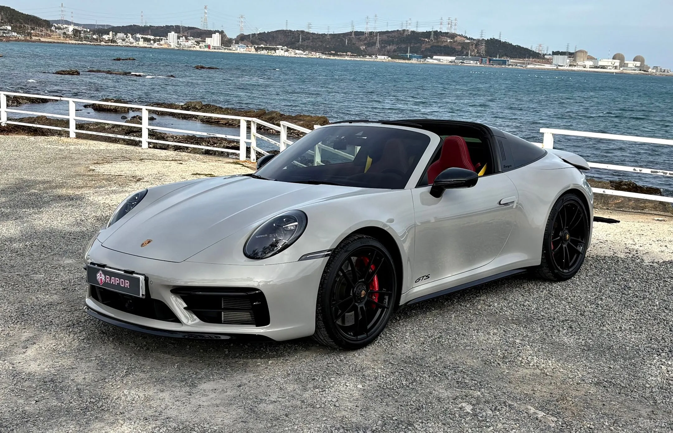 Porsche 911 (992) превью 2