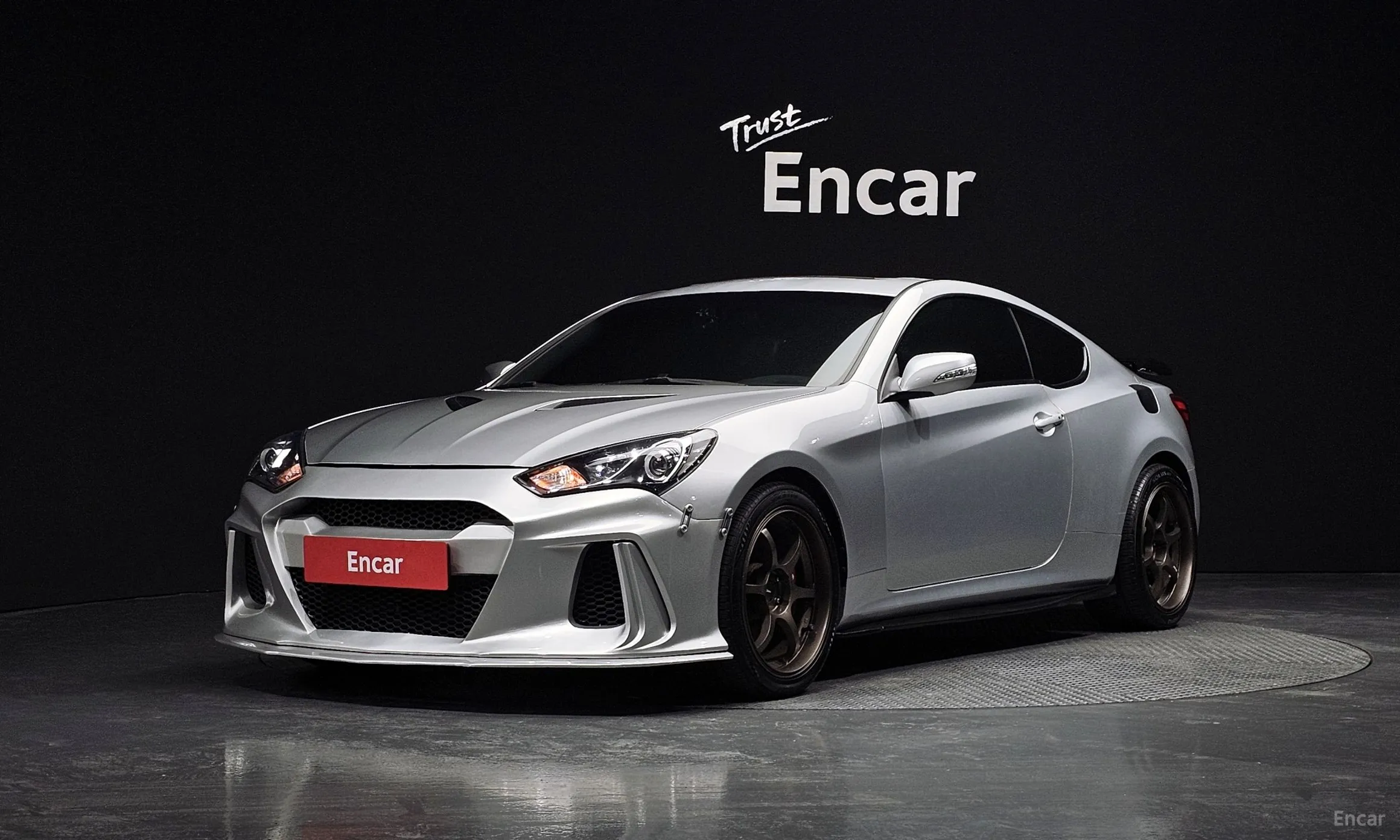 Genesis Coupe
