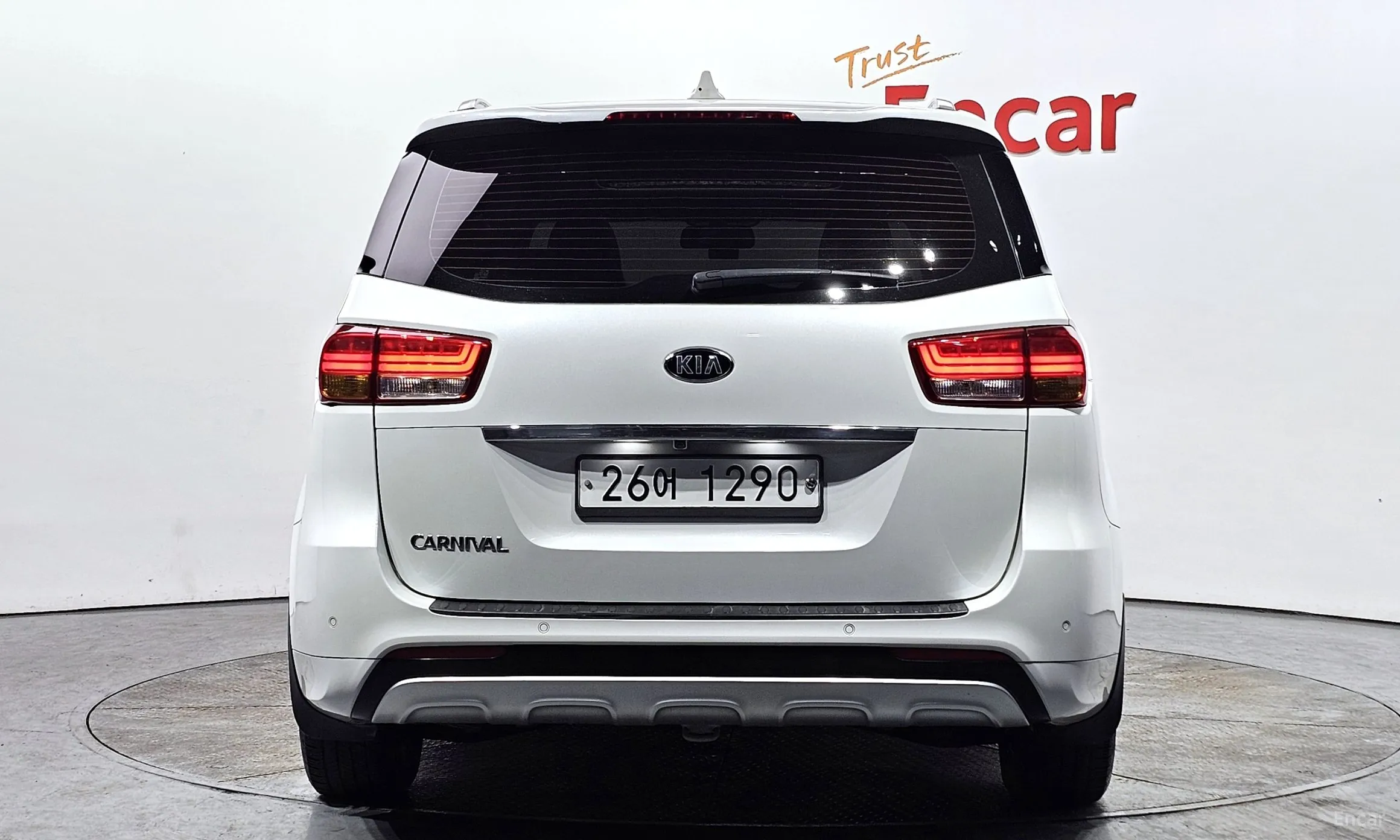 Kia Carnival превью 3