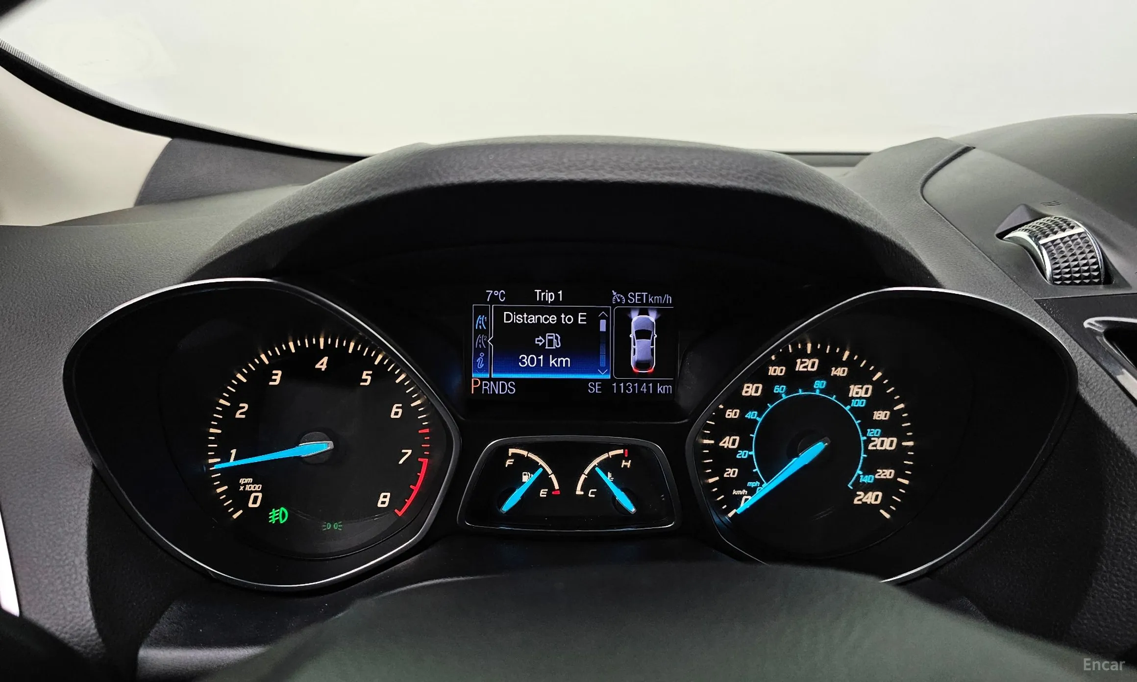 Ford Escape превью 8
