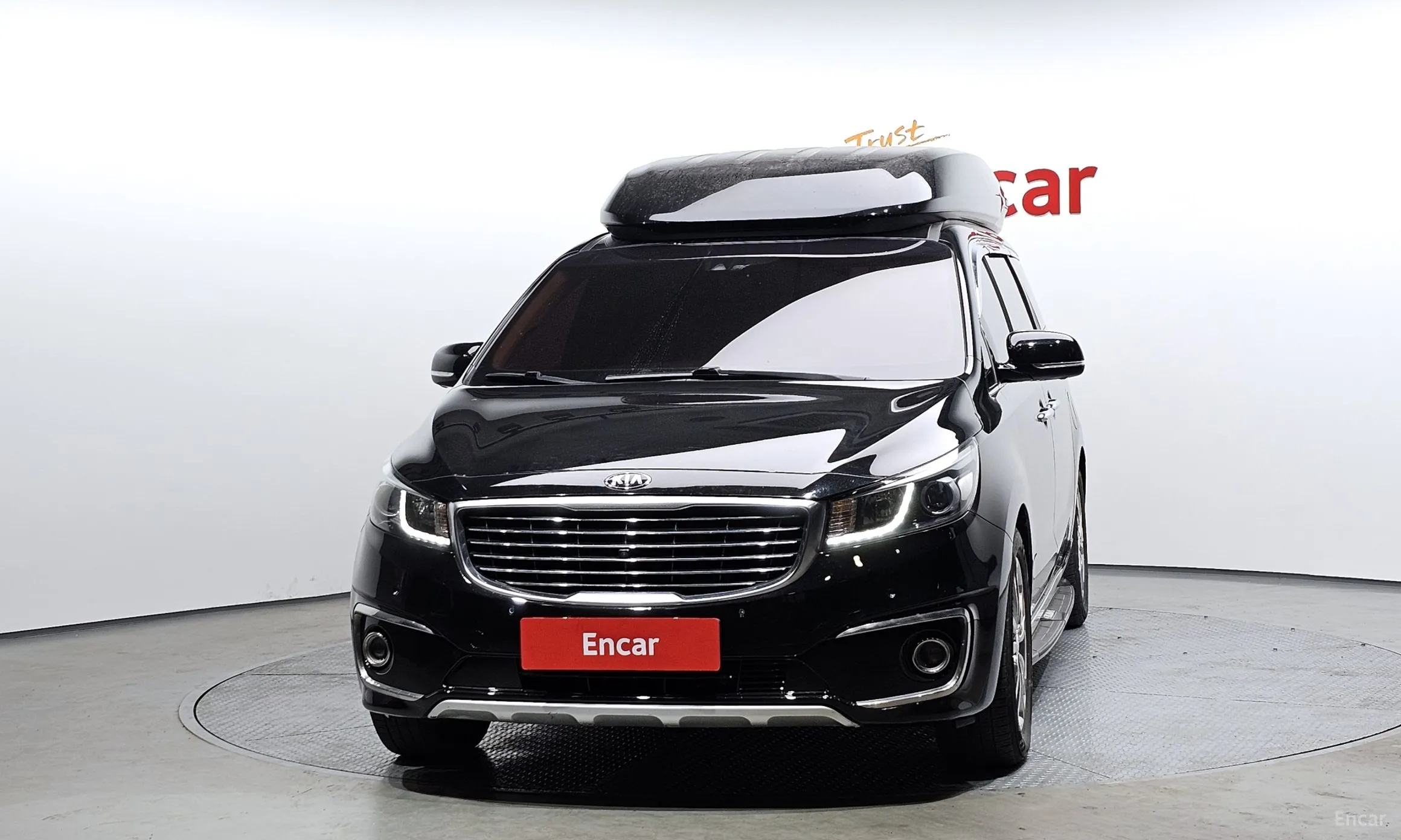 Kia Carnival превью 2