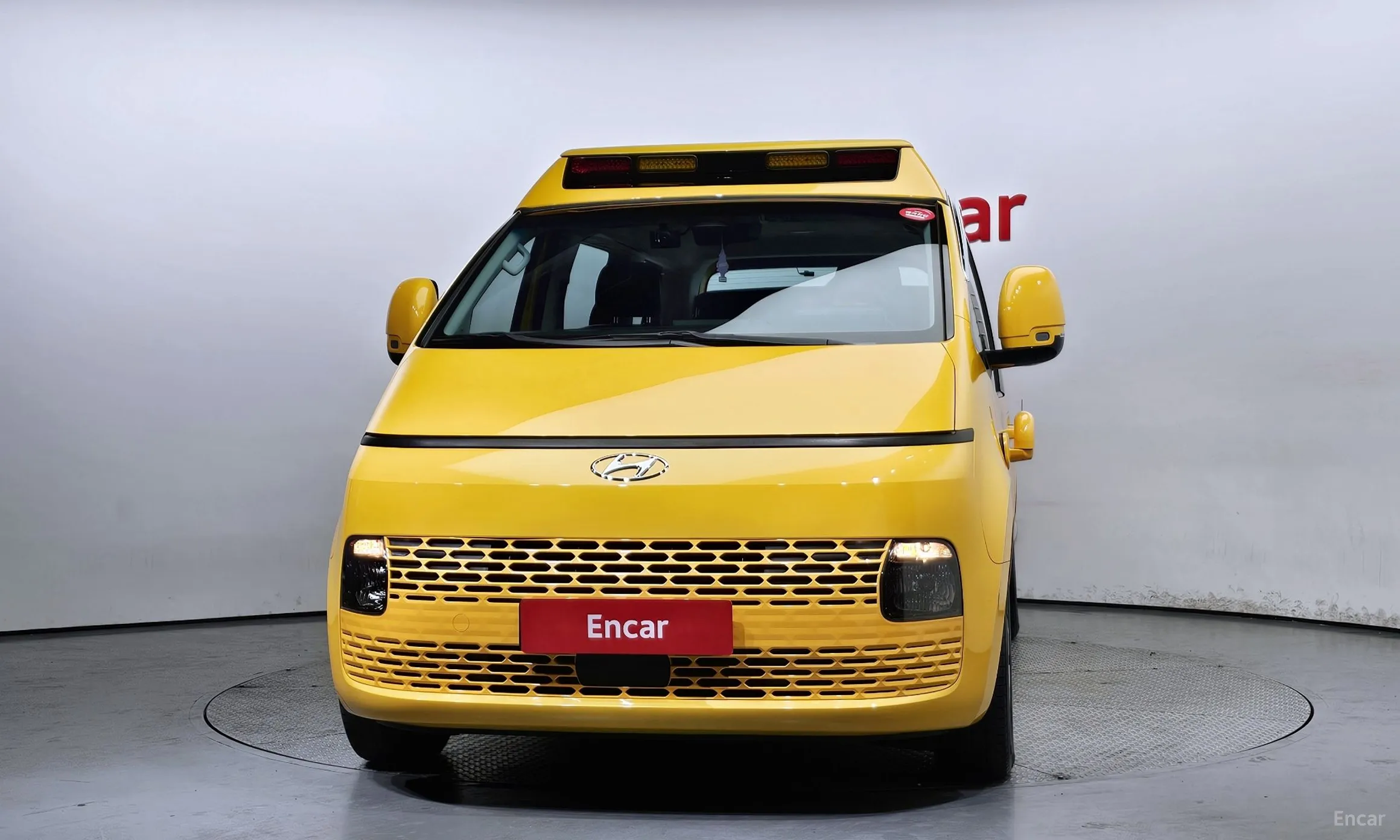 Hyundai Staria превью 2