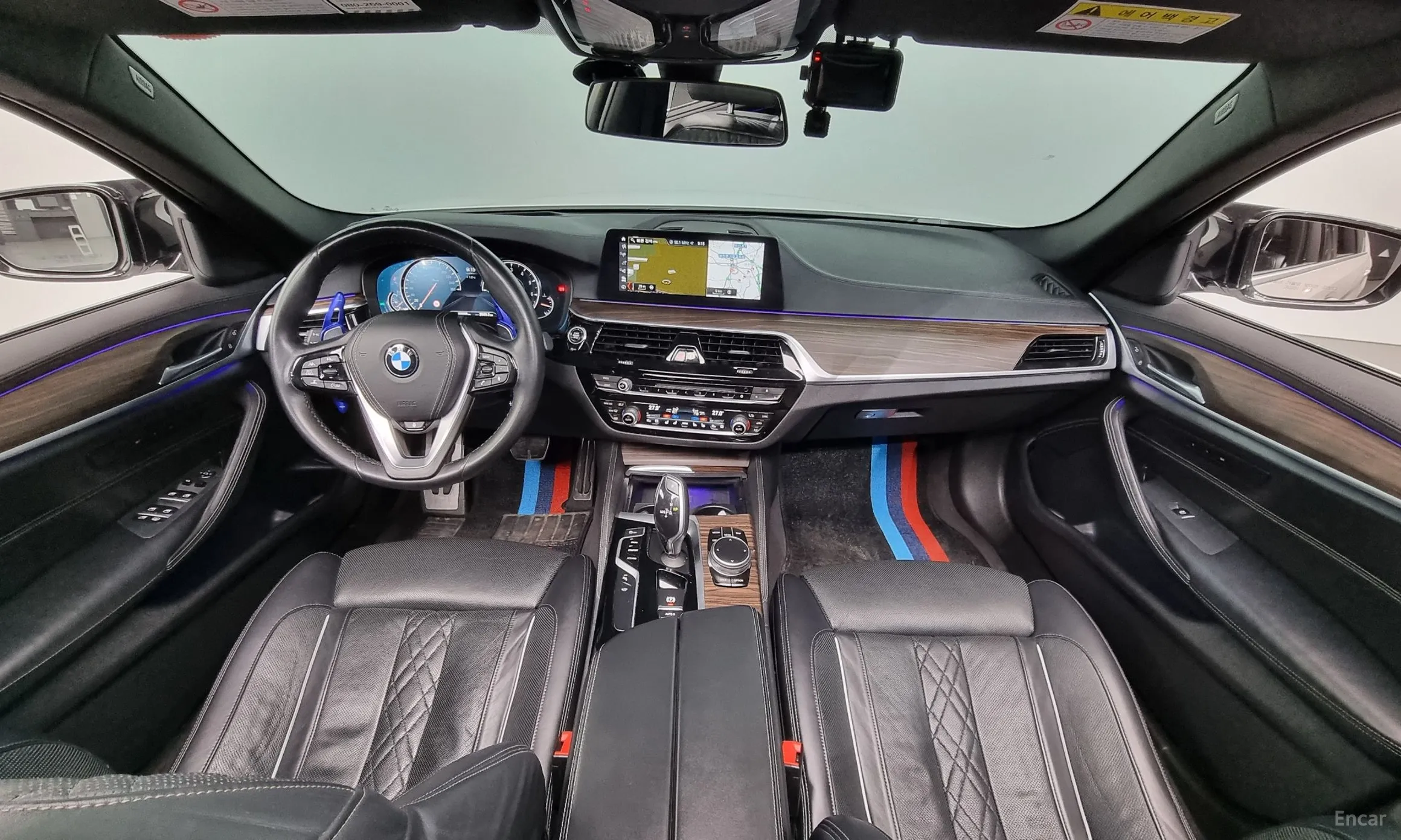 BMW 5 Series (G30) превью 4