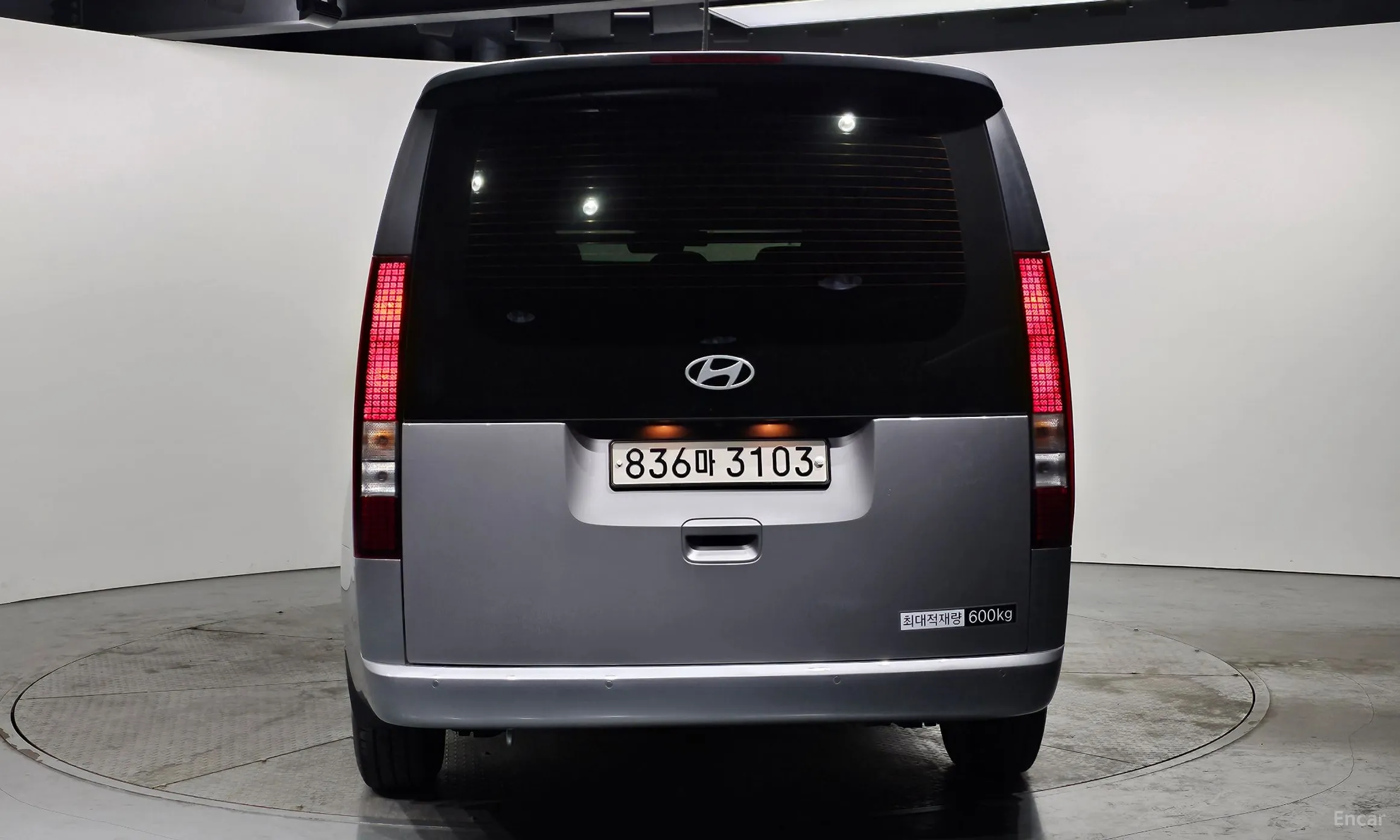 Hyundai Staria превью 3
