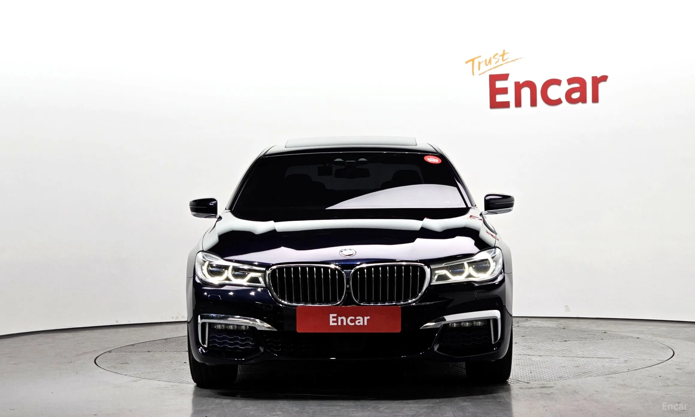 BMW 7 Series (G11) превью 2