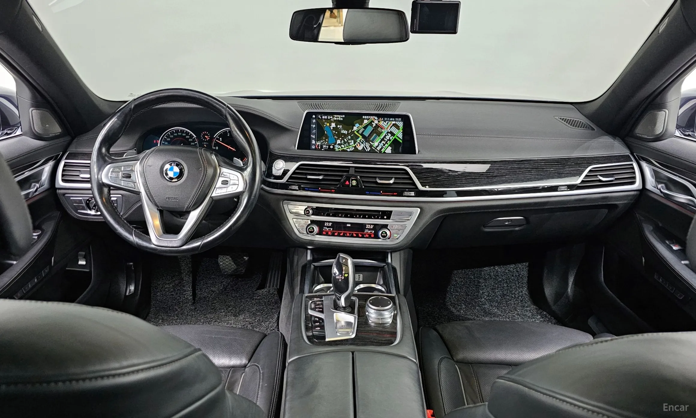 BMW 7 Series (G11) превью 4