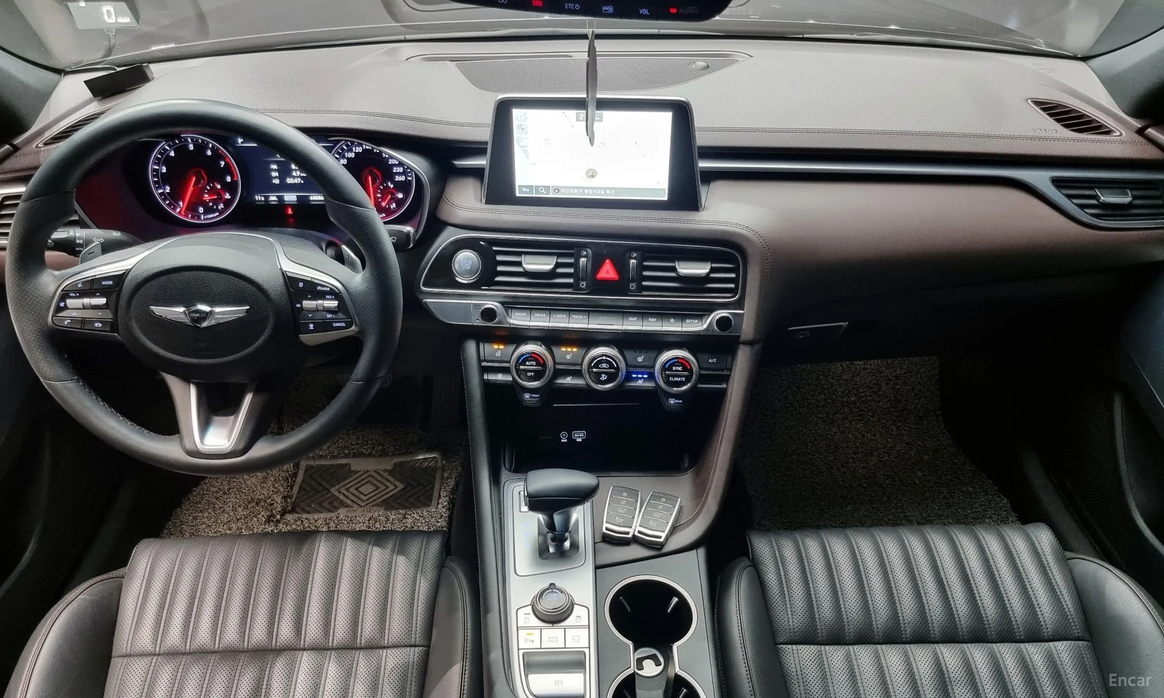 Genesis G70 превью 4