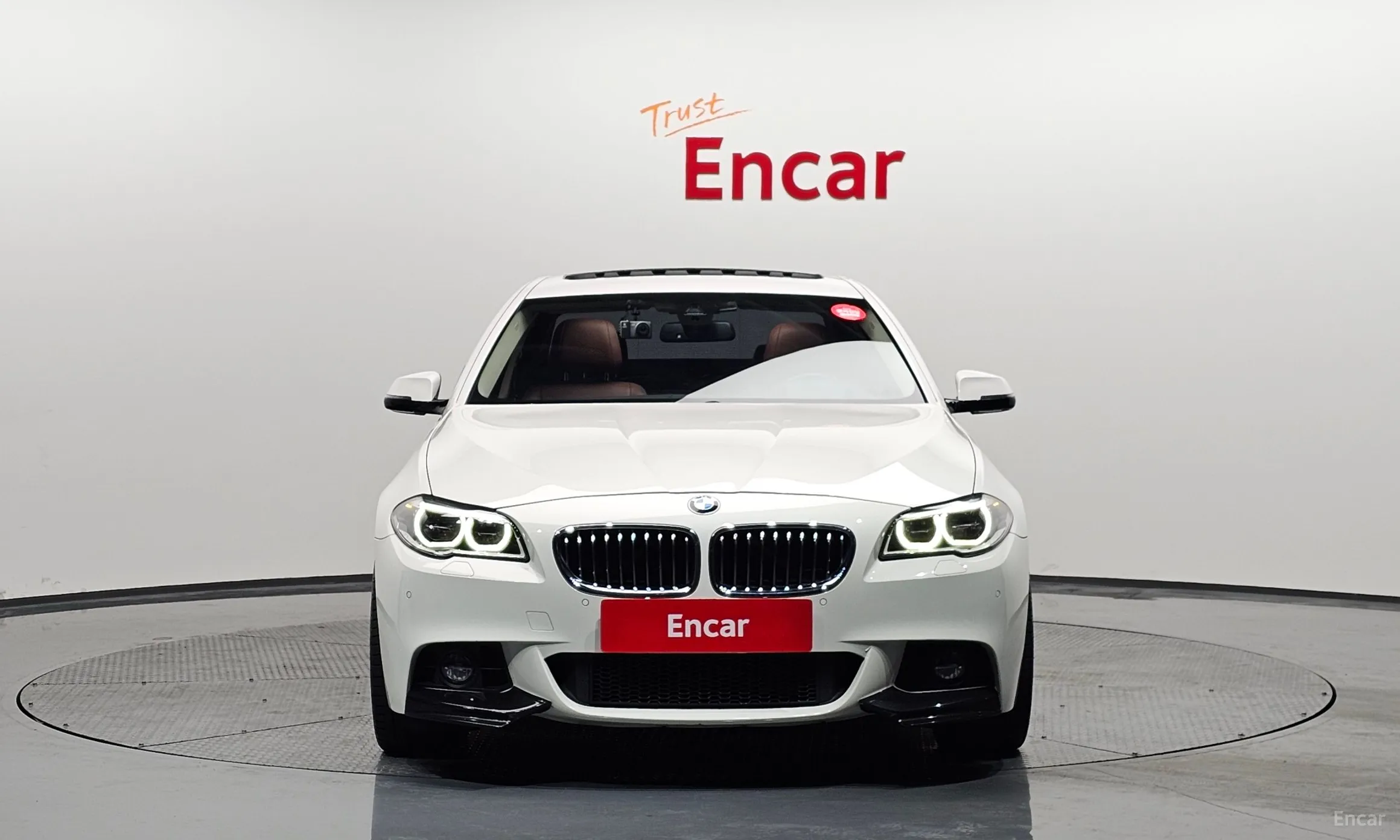 BMW 5 Series (F10) превью 2