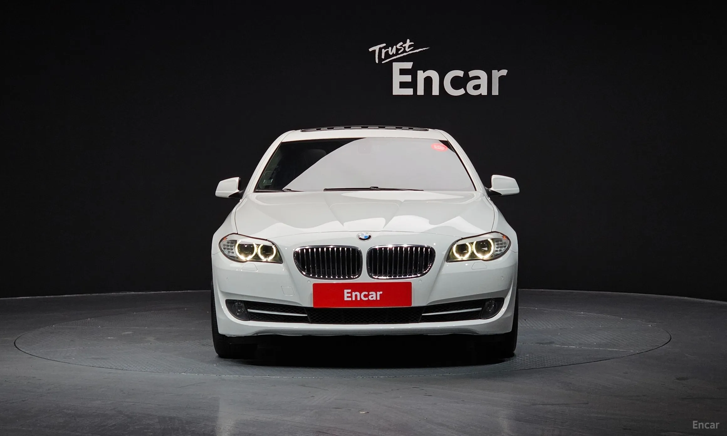 BMW 5 Series (F10) превью 2