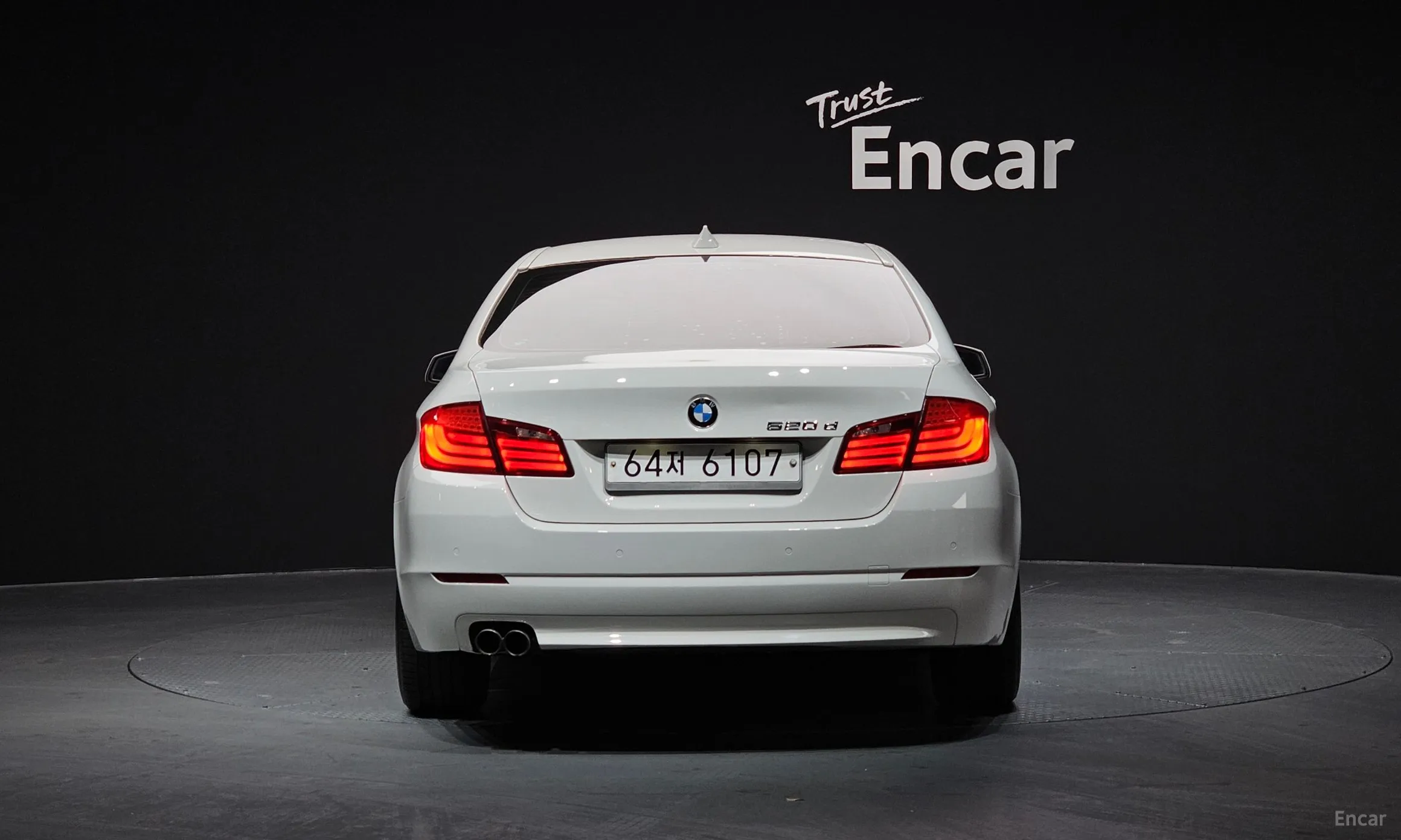BMW 5 Series (F10) превью 3