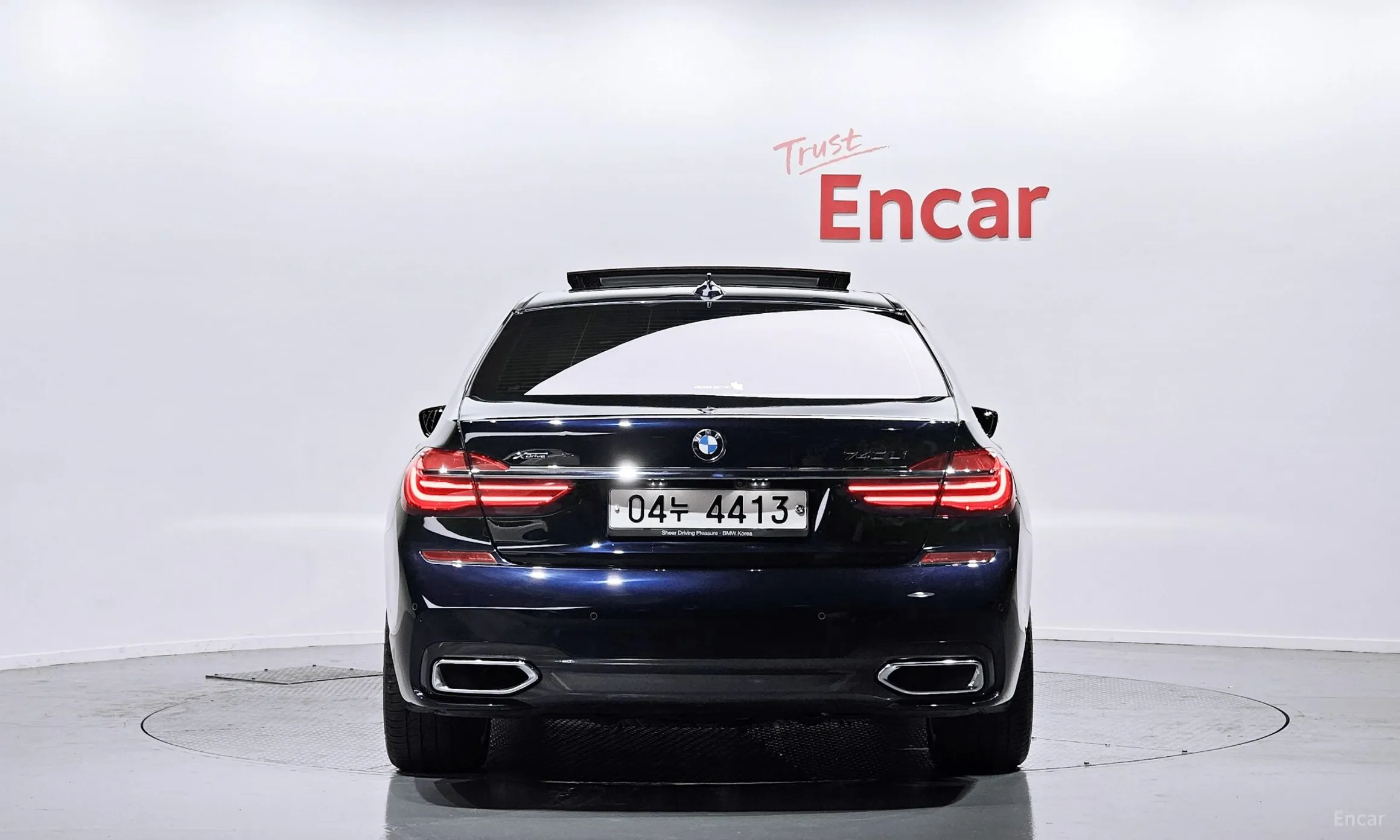 BMW 7 Series (G11) превью 3