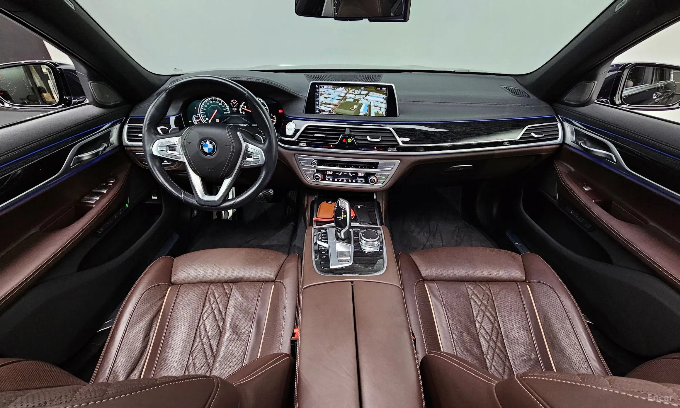BMW 7 Series (G11) превью 4
