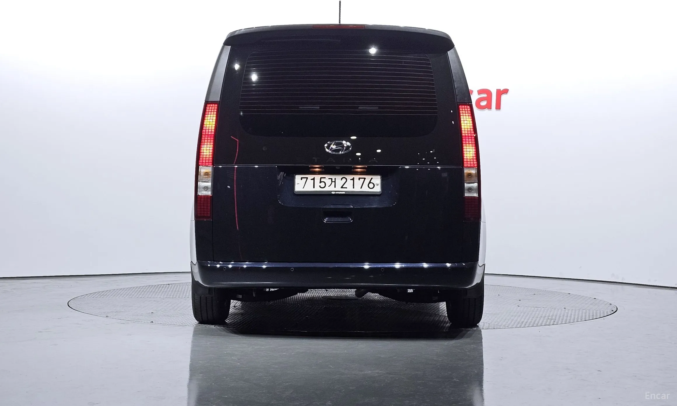 Hyundai Staria превью 3