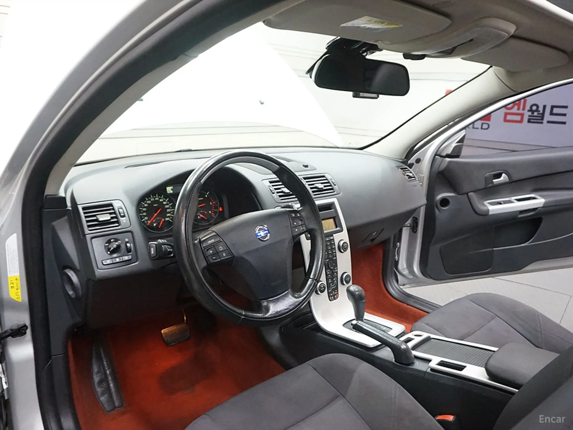 Volvo C30. превью 8