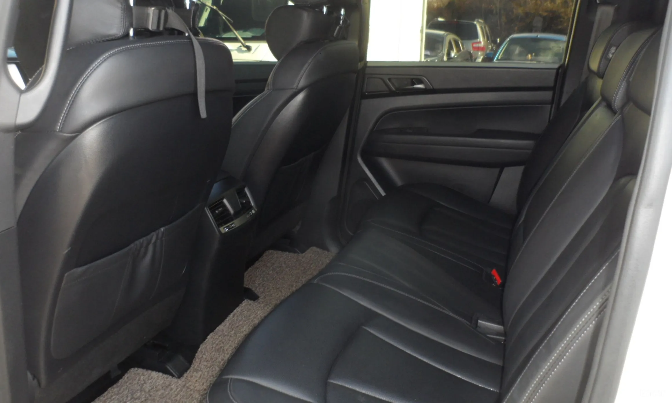 KG Mobility (SsangYong) Rexton Sports превью 7