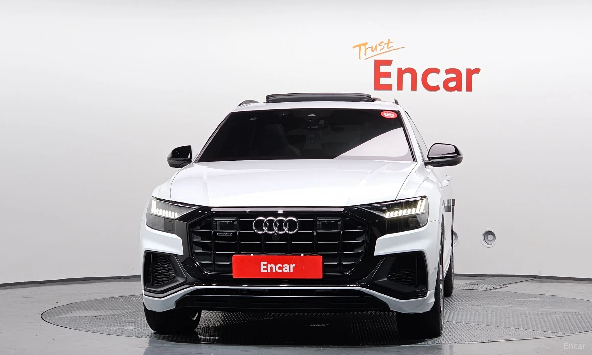 Audi Q8 (4M)