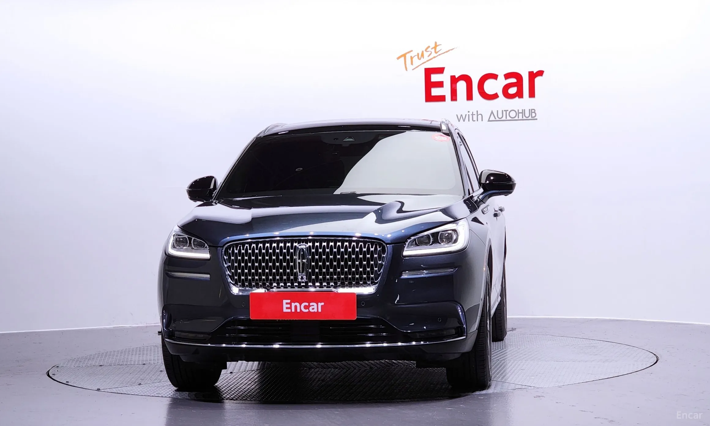 Lincoln Corsair превью 3