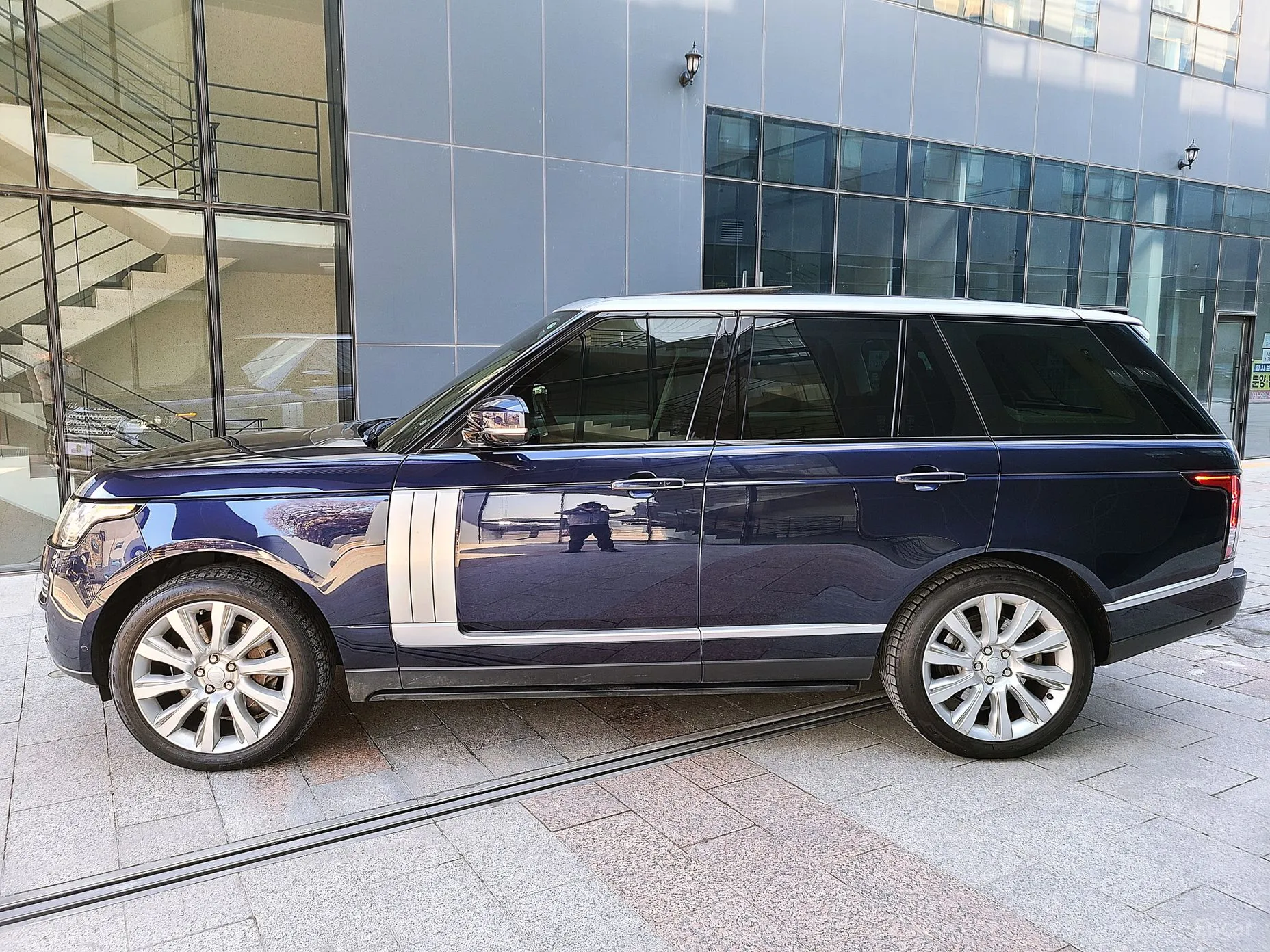 Land Rover Range Rover 4th Generation превью 2