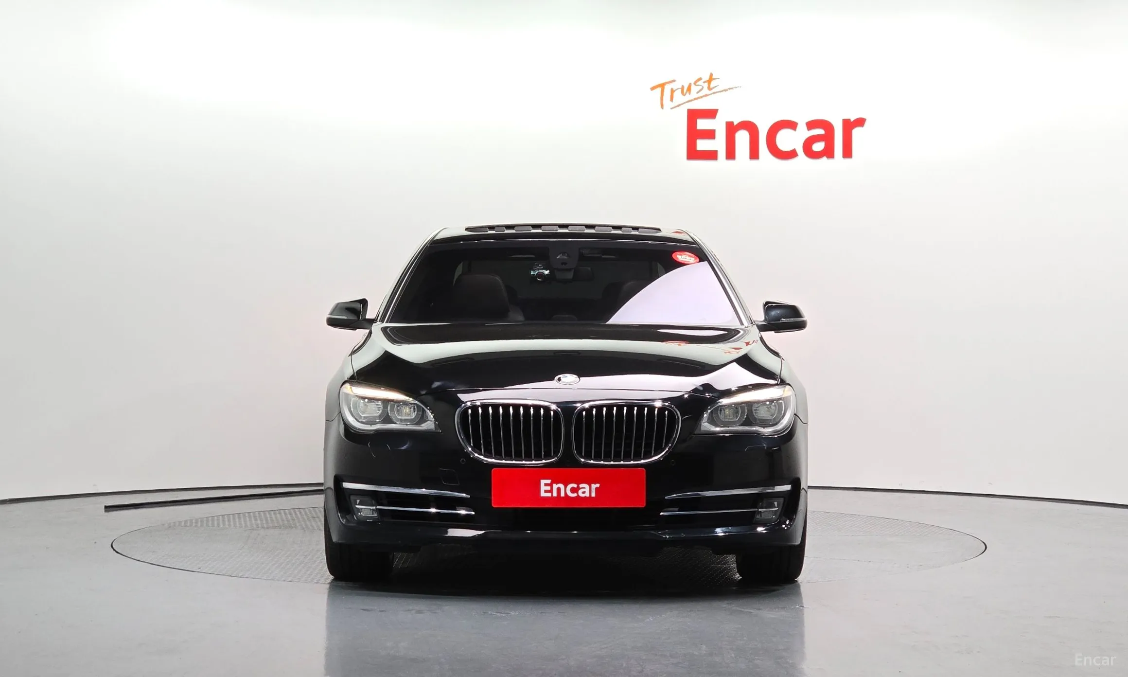 BMW 7 Series (F01)