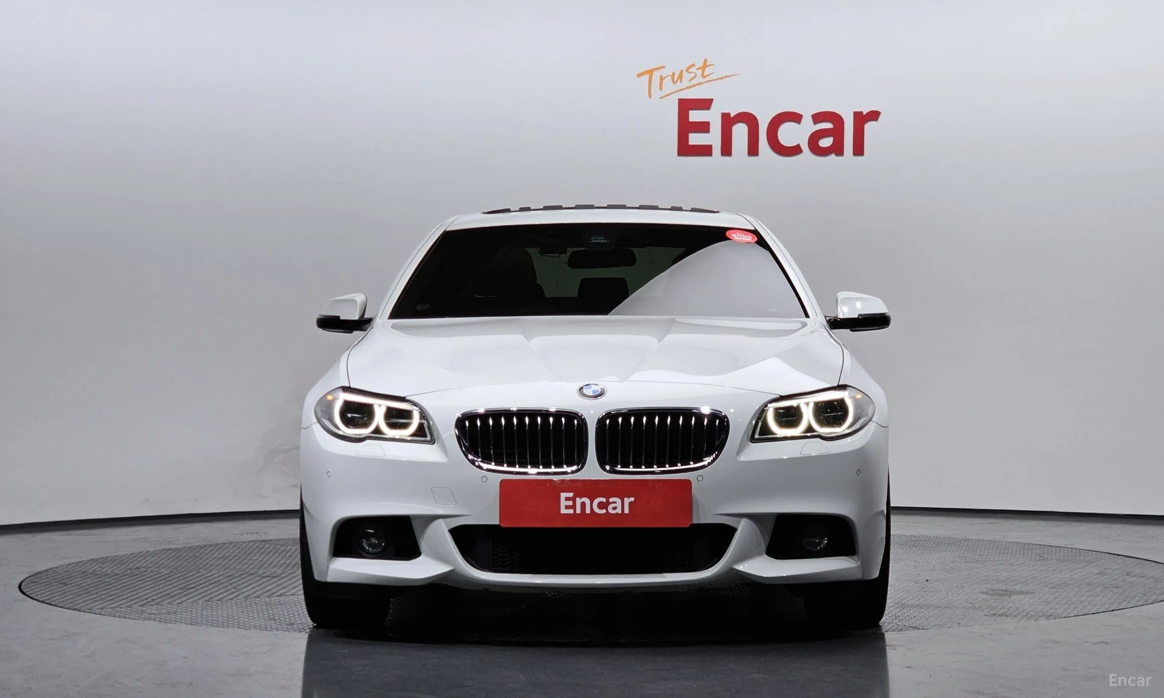BMW 5 Series (F10) превью 2
