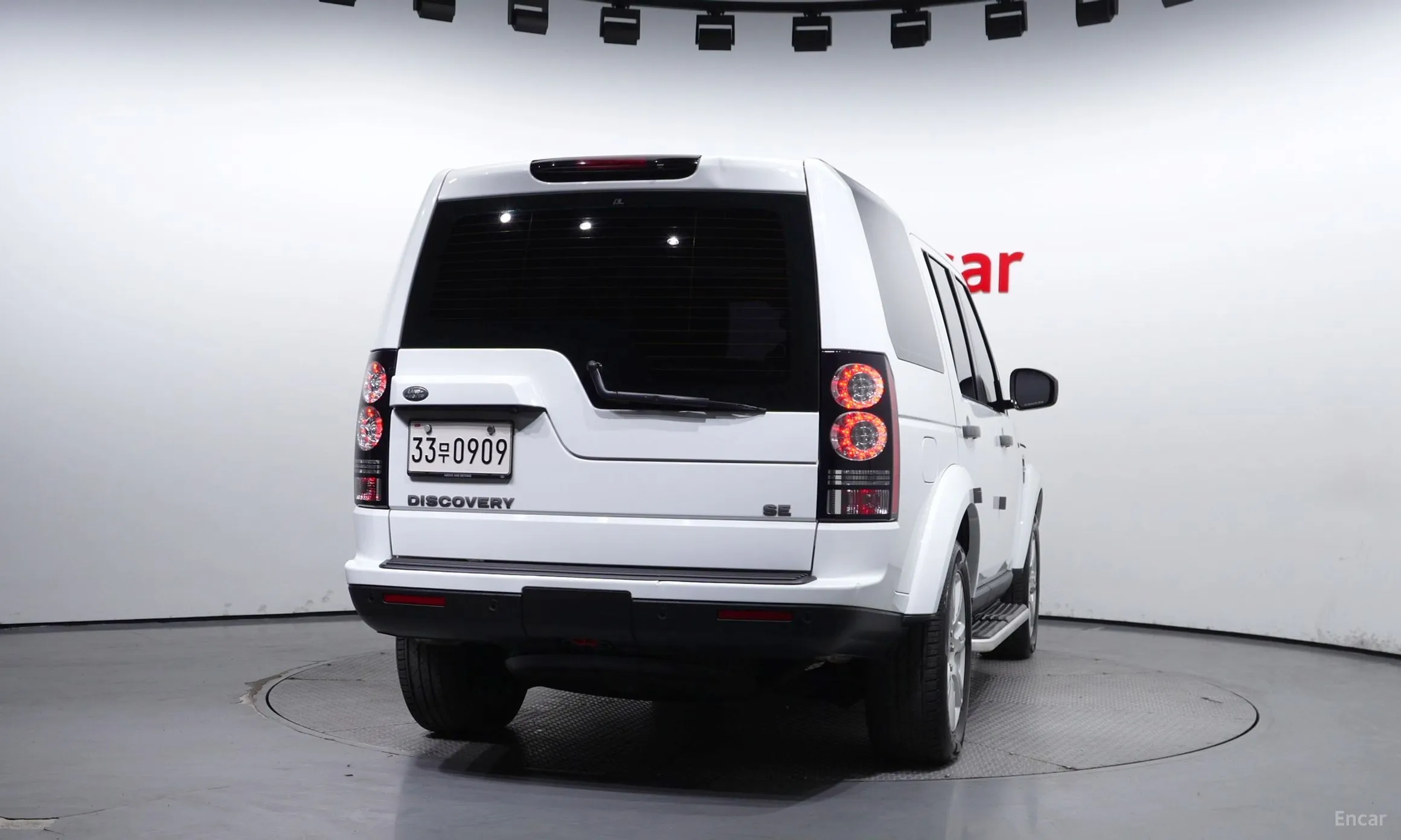 Land Rover Discovery 4 превью 3