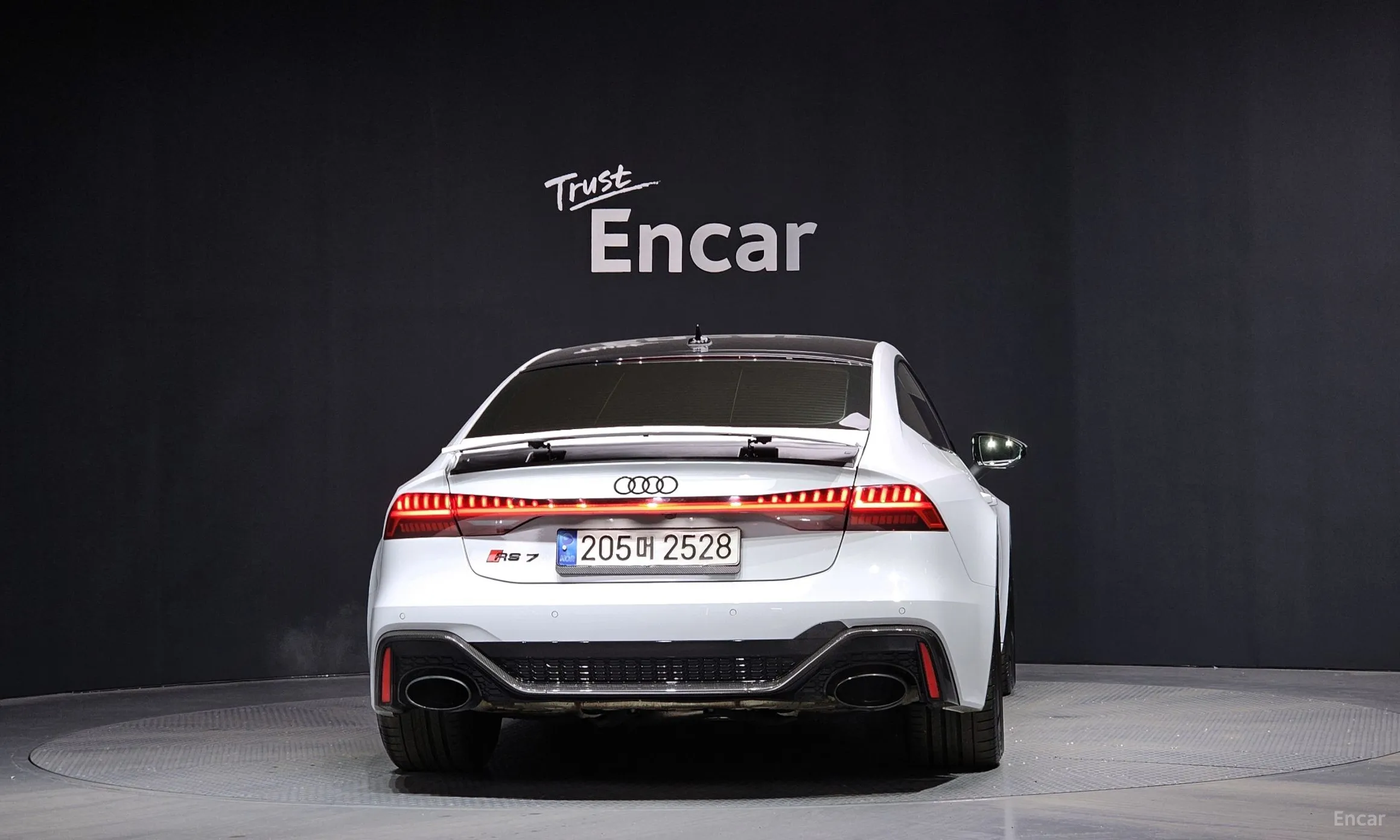 Audi RS7 (4K) превью 3