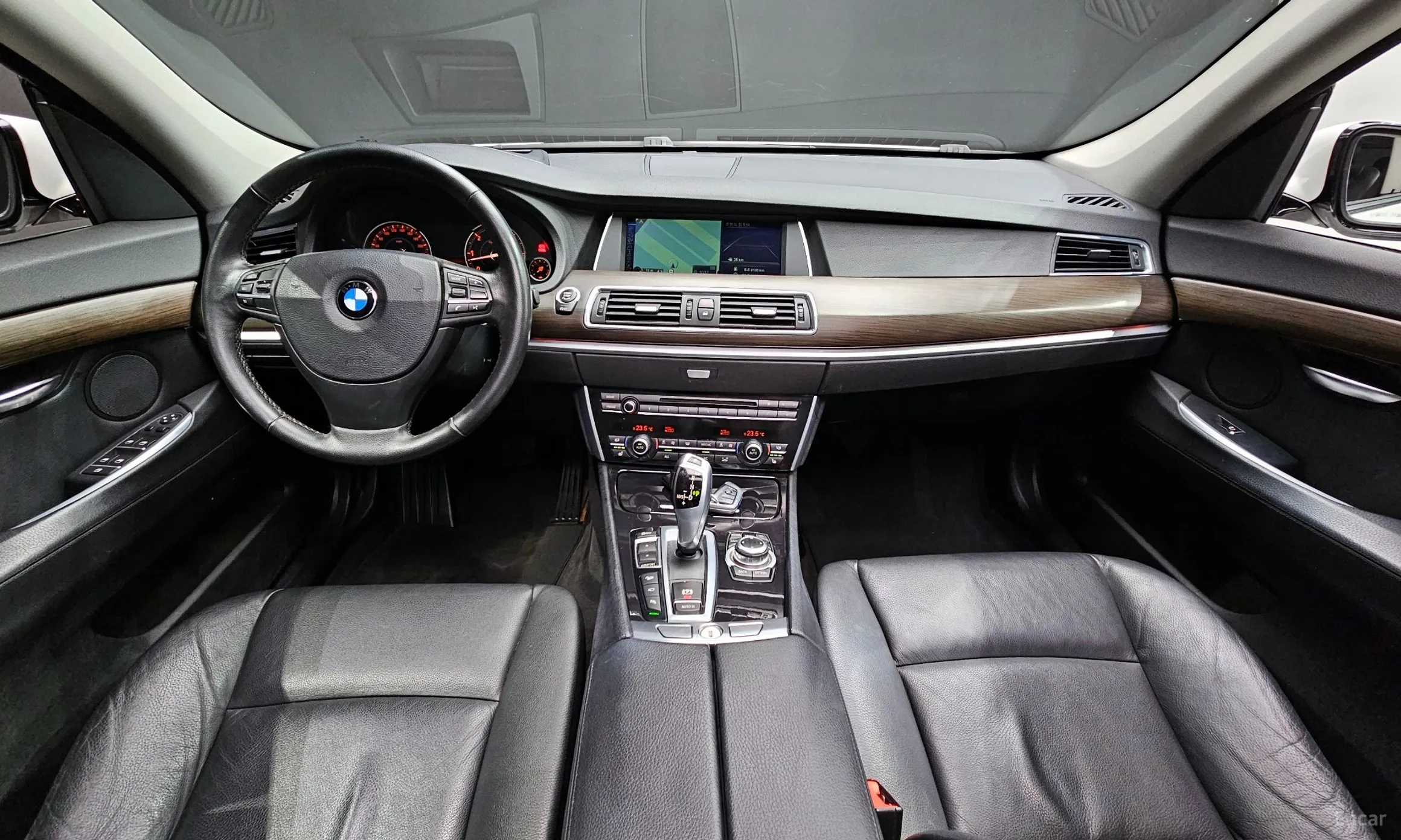 BMW 5 Series GT (F07) превью 4
