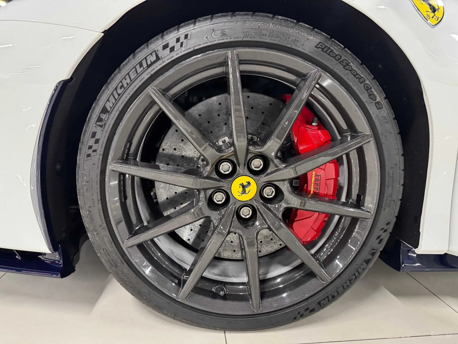 Ferrari SF90 Stradale превью 13