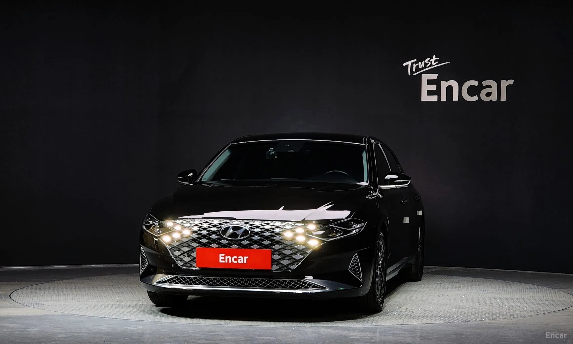 Hyundai Grandeur IG превью 2