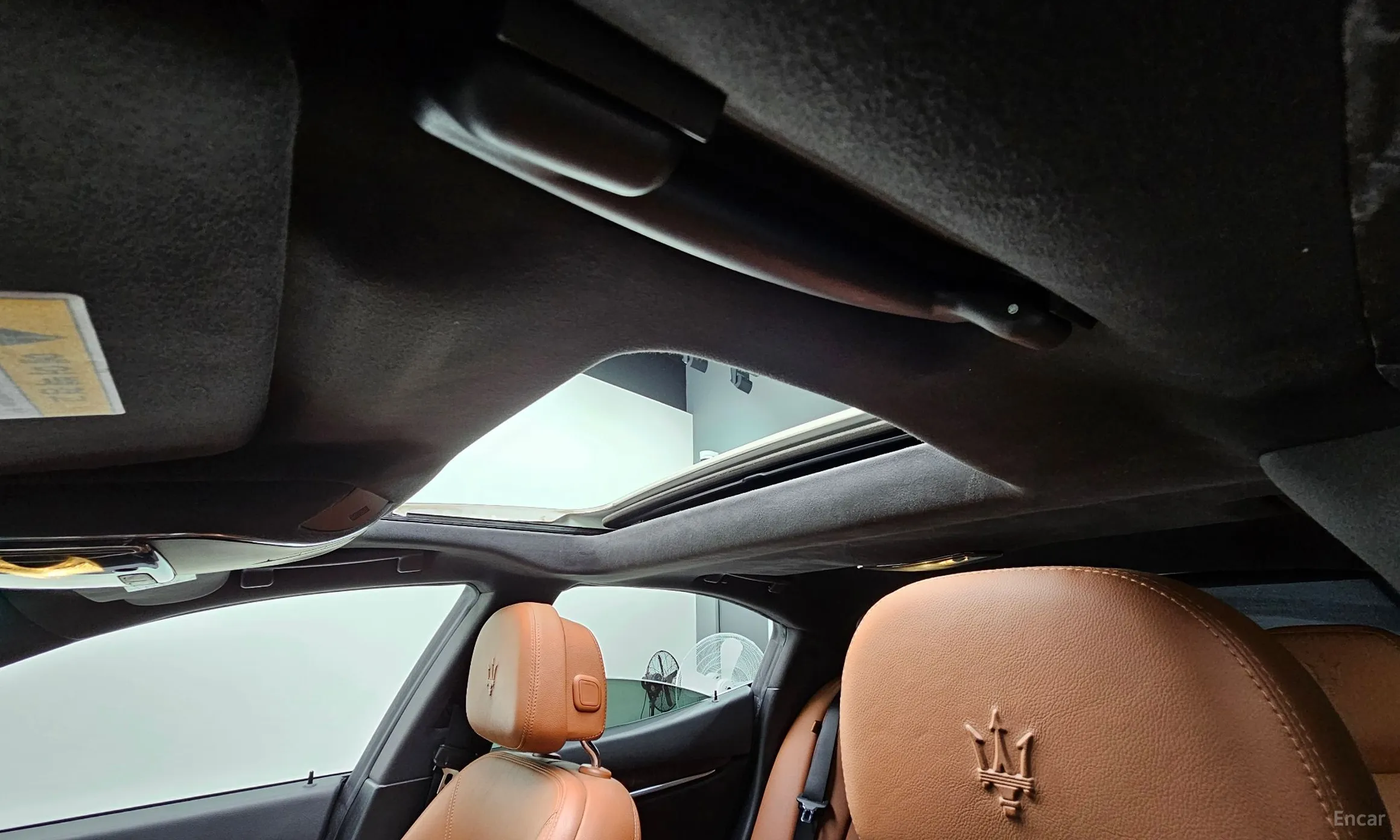 Maserati Ghibli превью 19