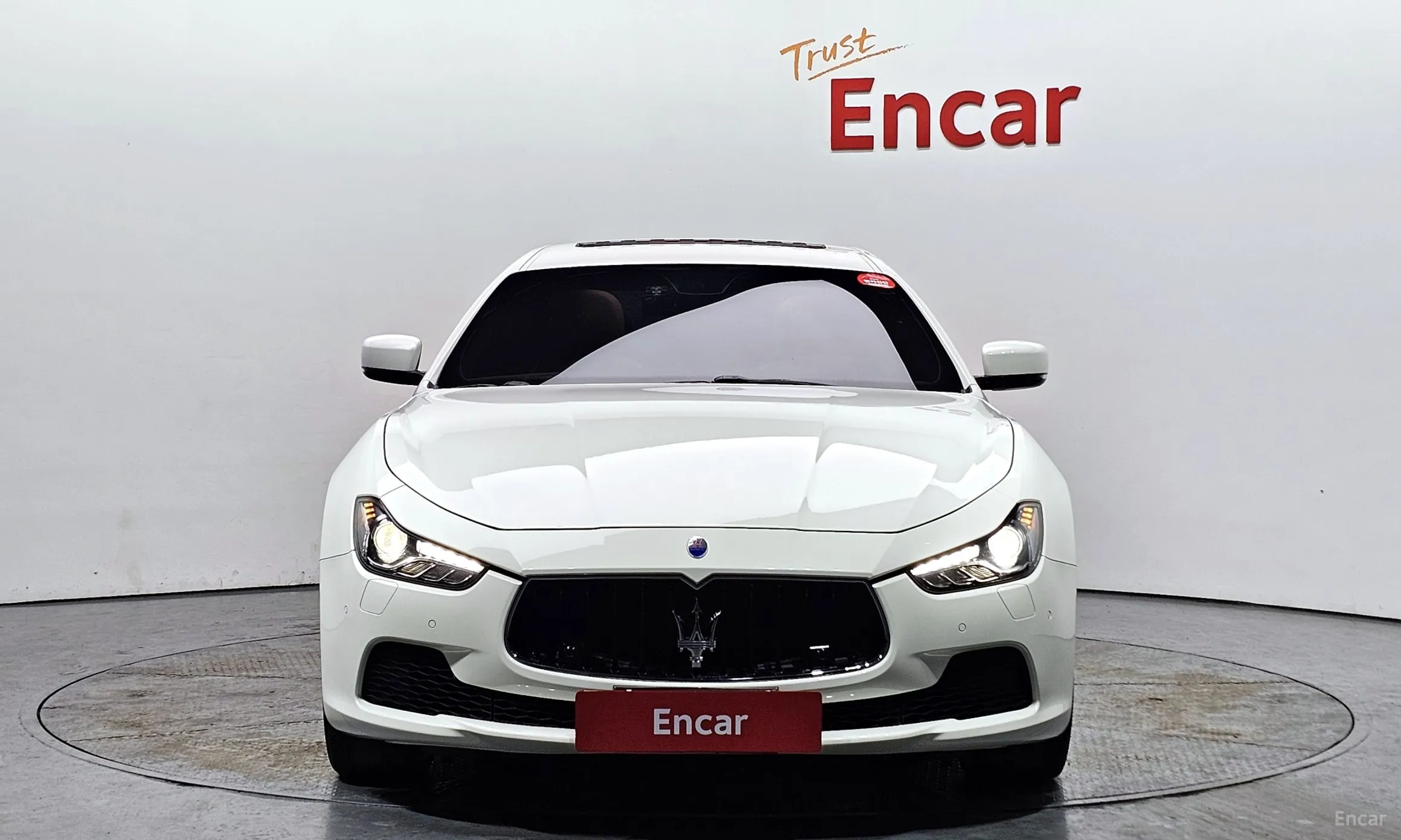 Maserati Ghibli превью 3
