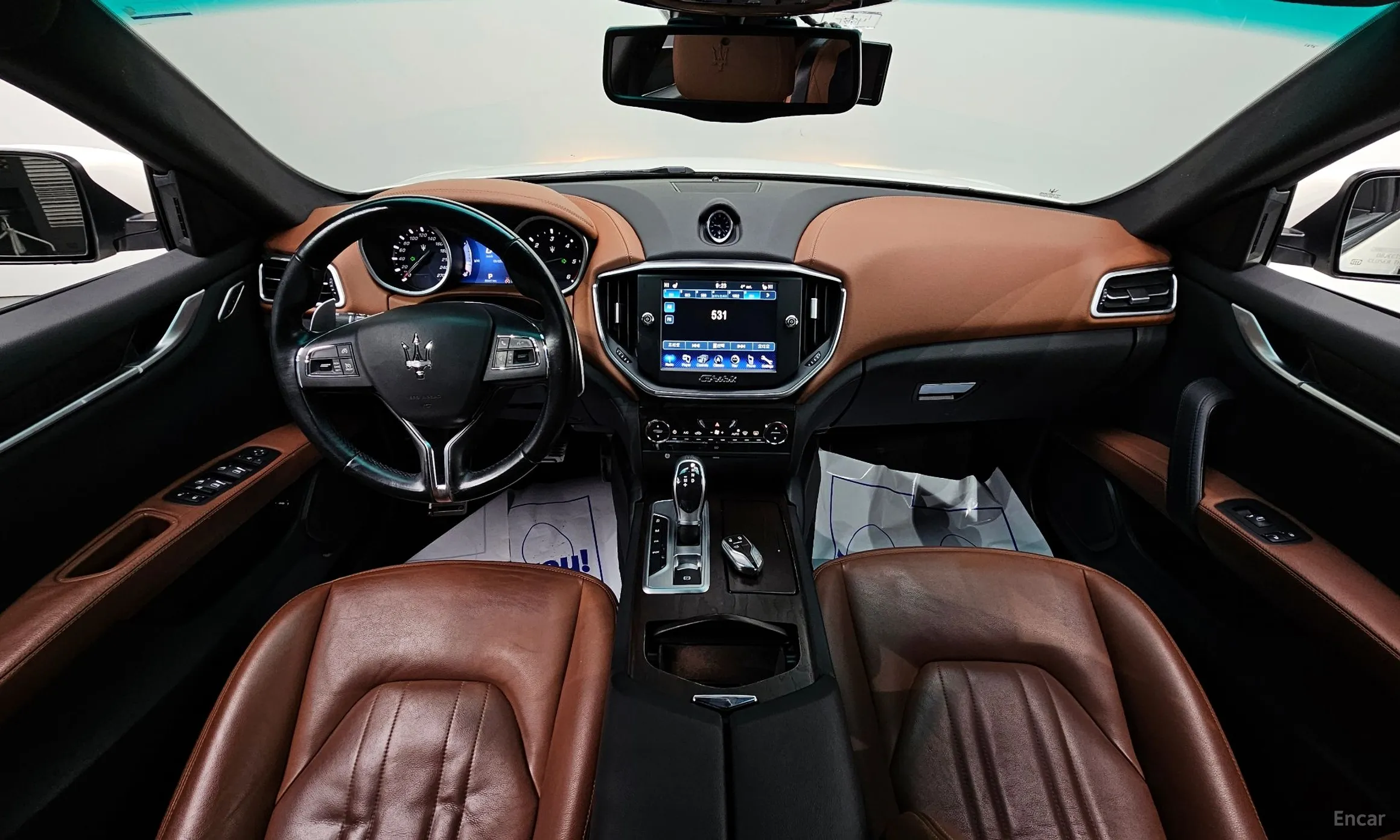 Maserati Ghibli превью 7
