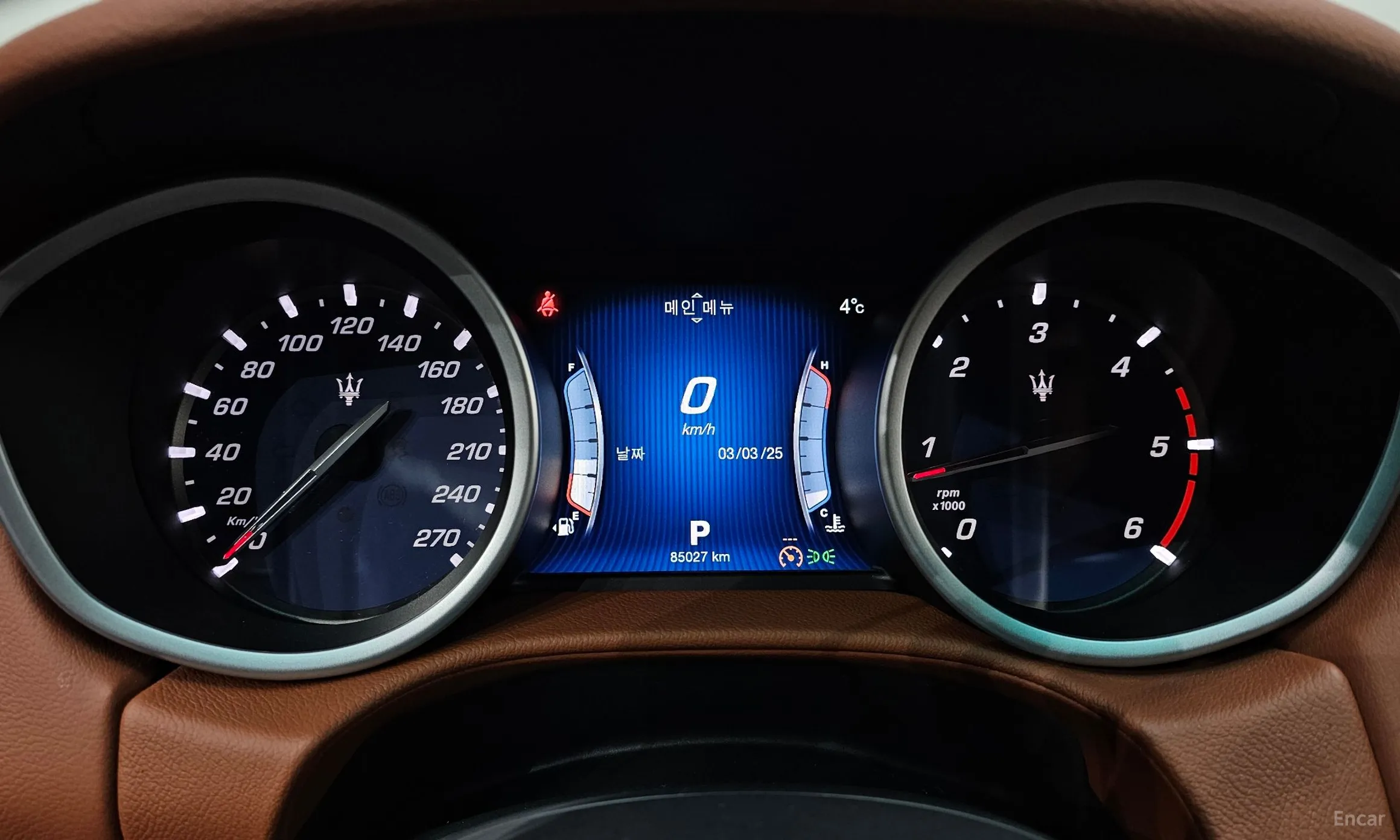 Maserati Ghibli превью 8