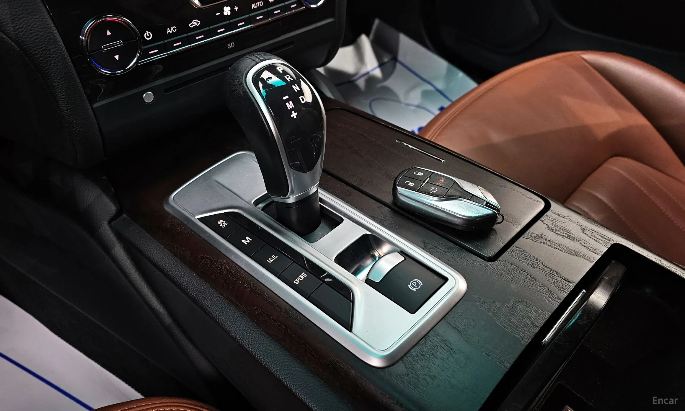 Maserati Ghibli превью 9