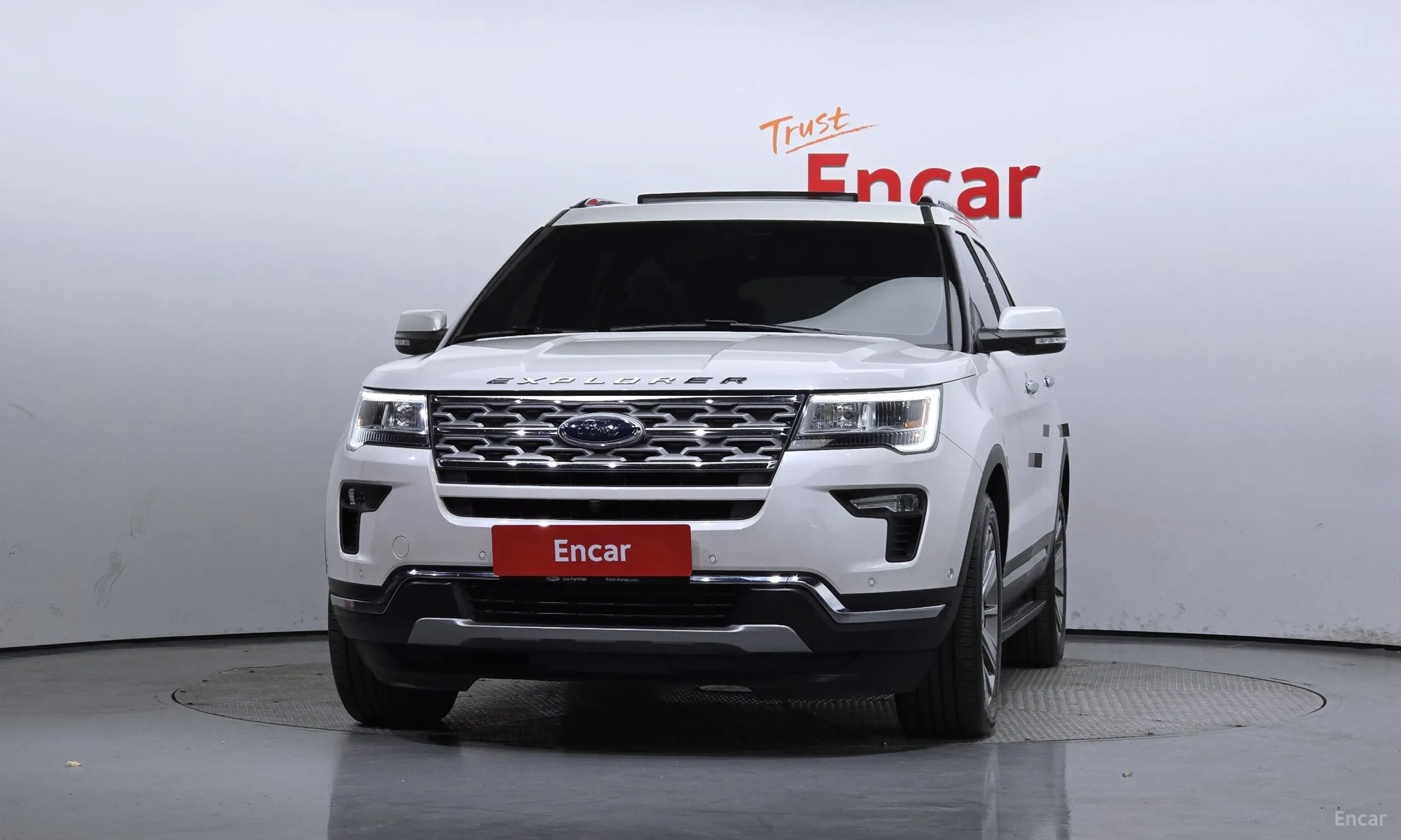 Ford Explorer превью 3