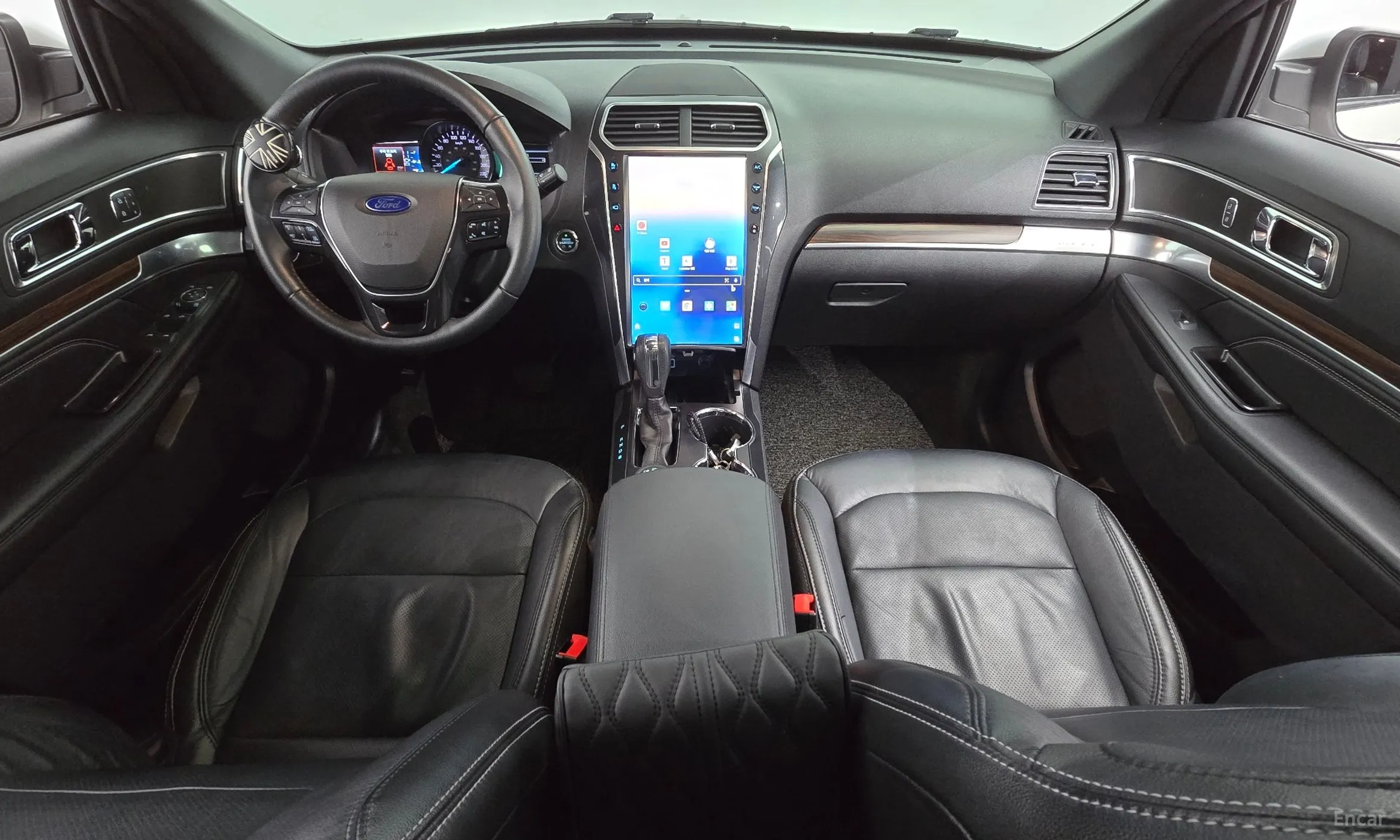 Ford Explorer превью 7