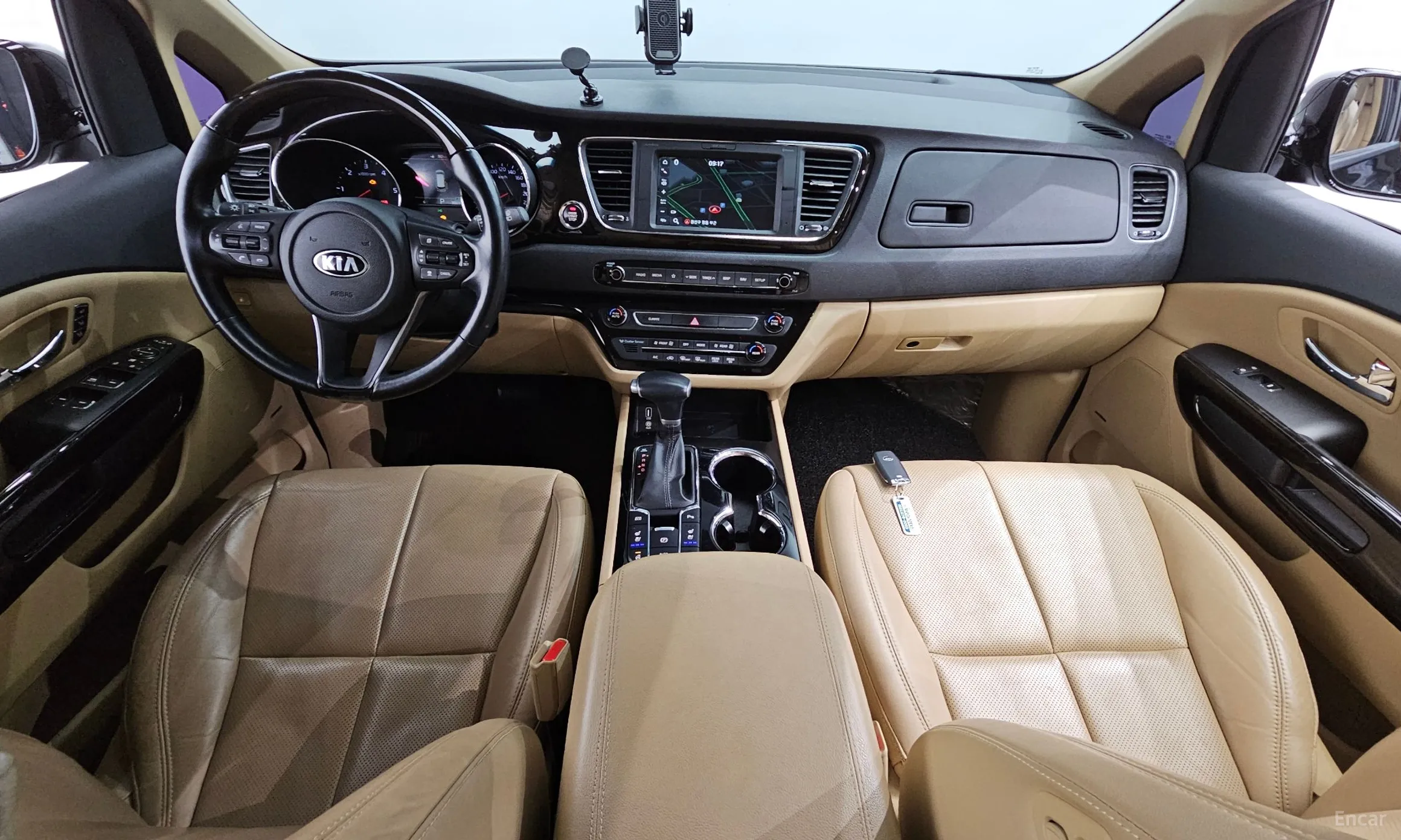 Kia Carnival превью 4