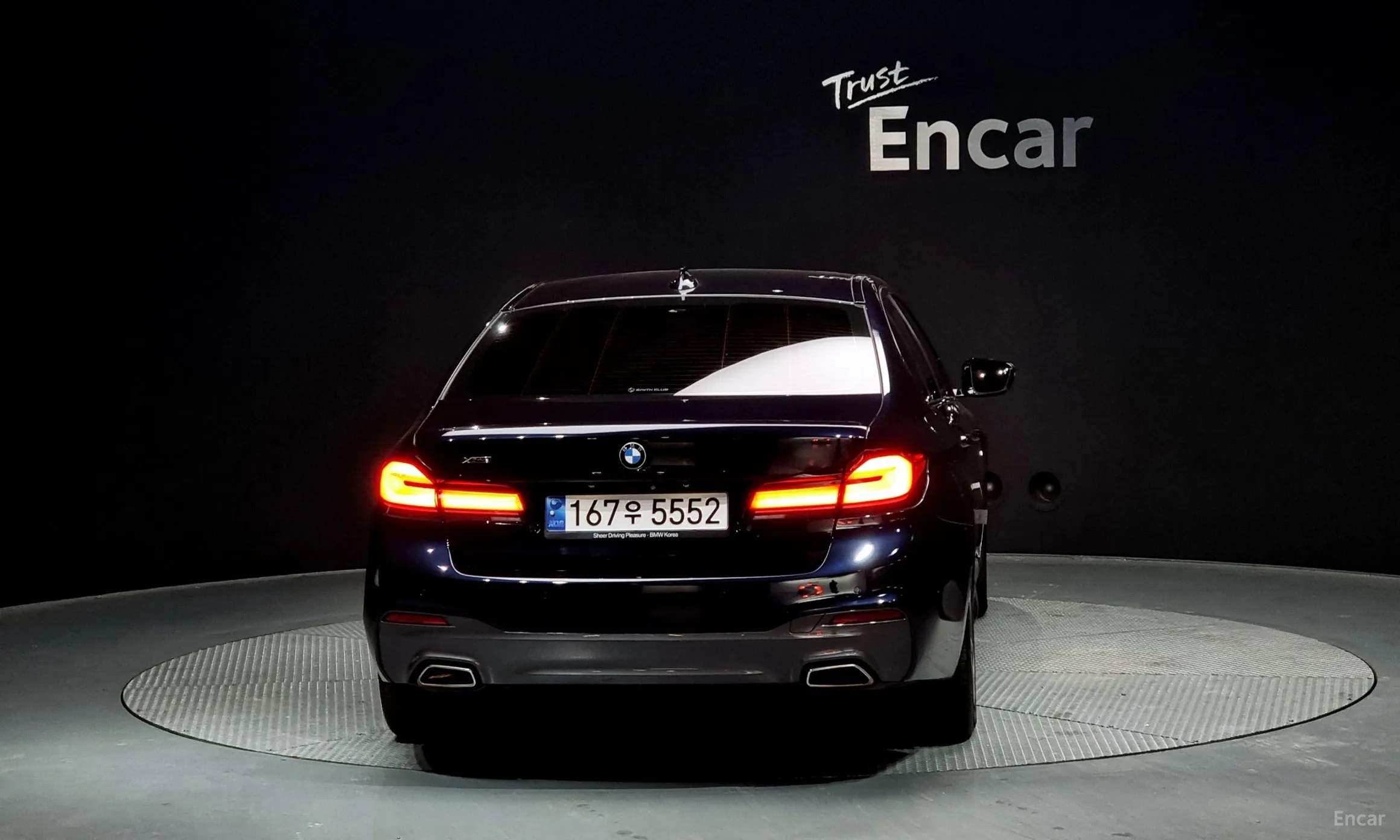 BMW 5 Series (G30) превью 3