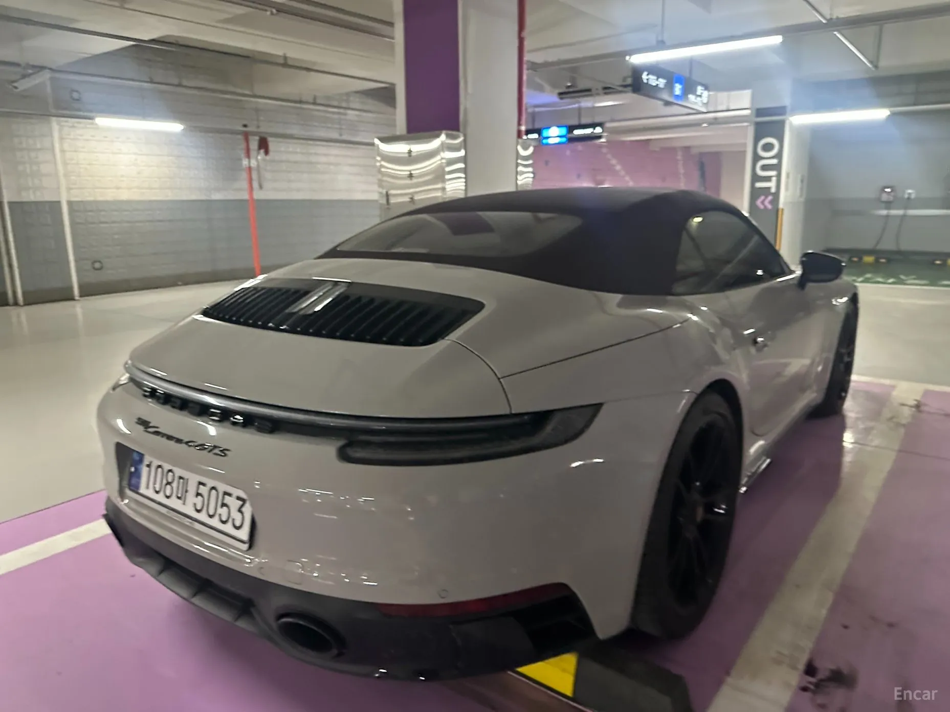 Porsche 911 (992) превью 3