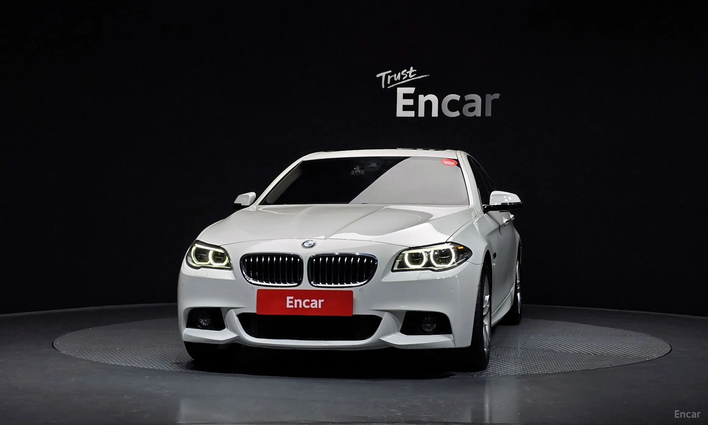 BMW 5 Series (F10) превью 2